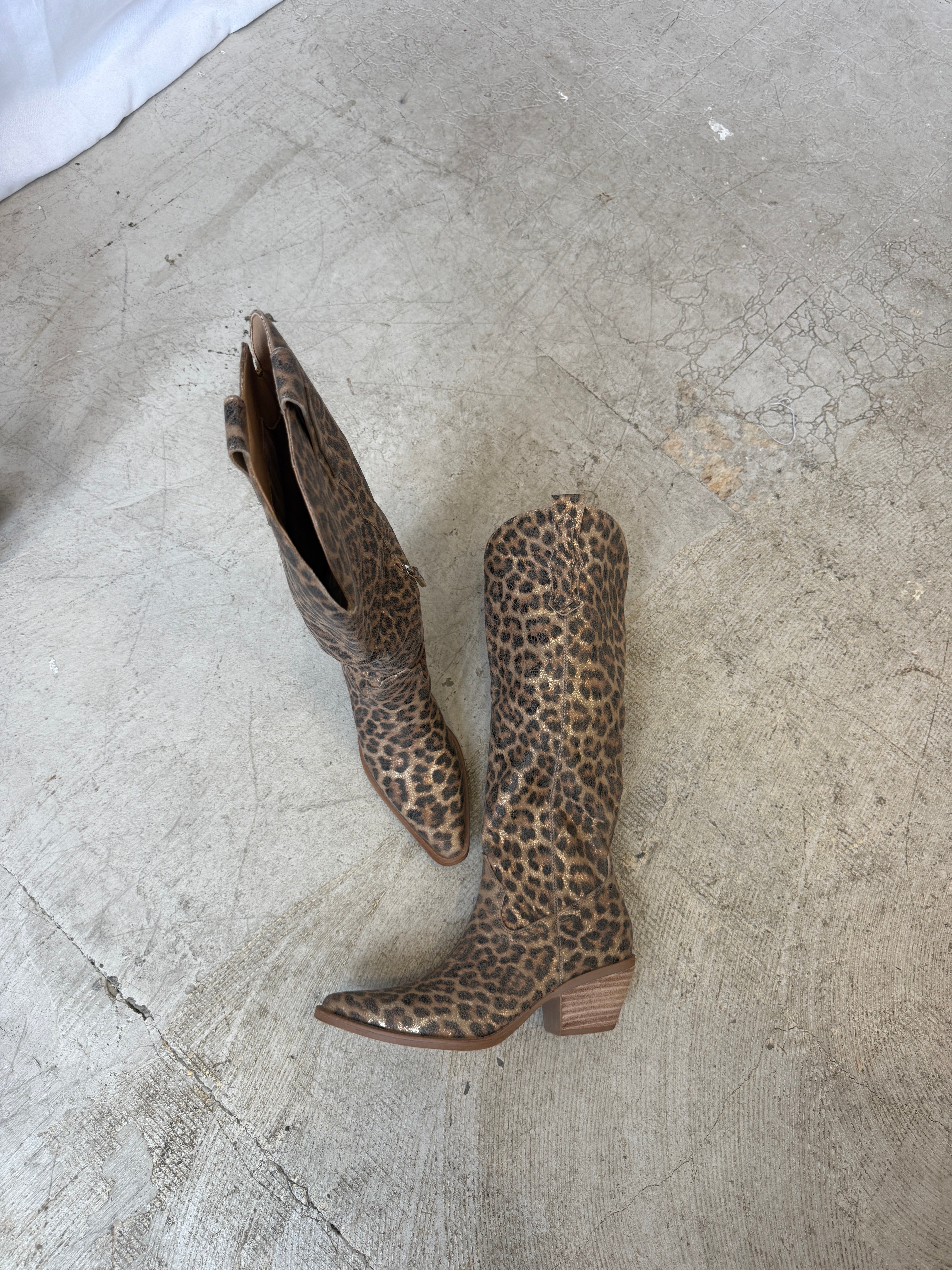 Oasis Society Tess Leopard Boot-Boots-oasis society-The Silo Boutique, Women's Fashion Boutique Located in Warren and Grand Forks North Dakota