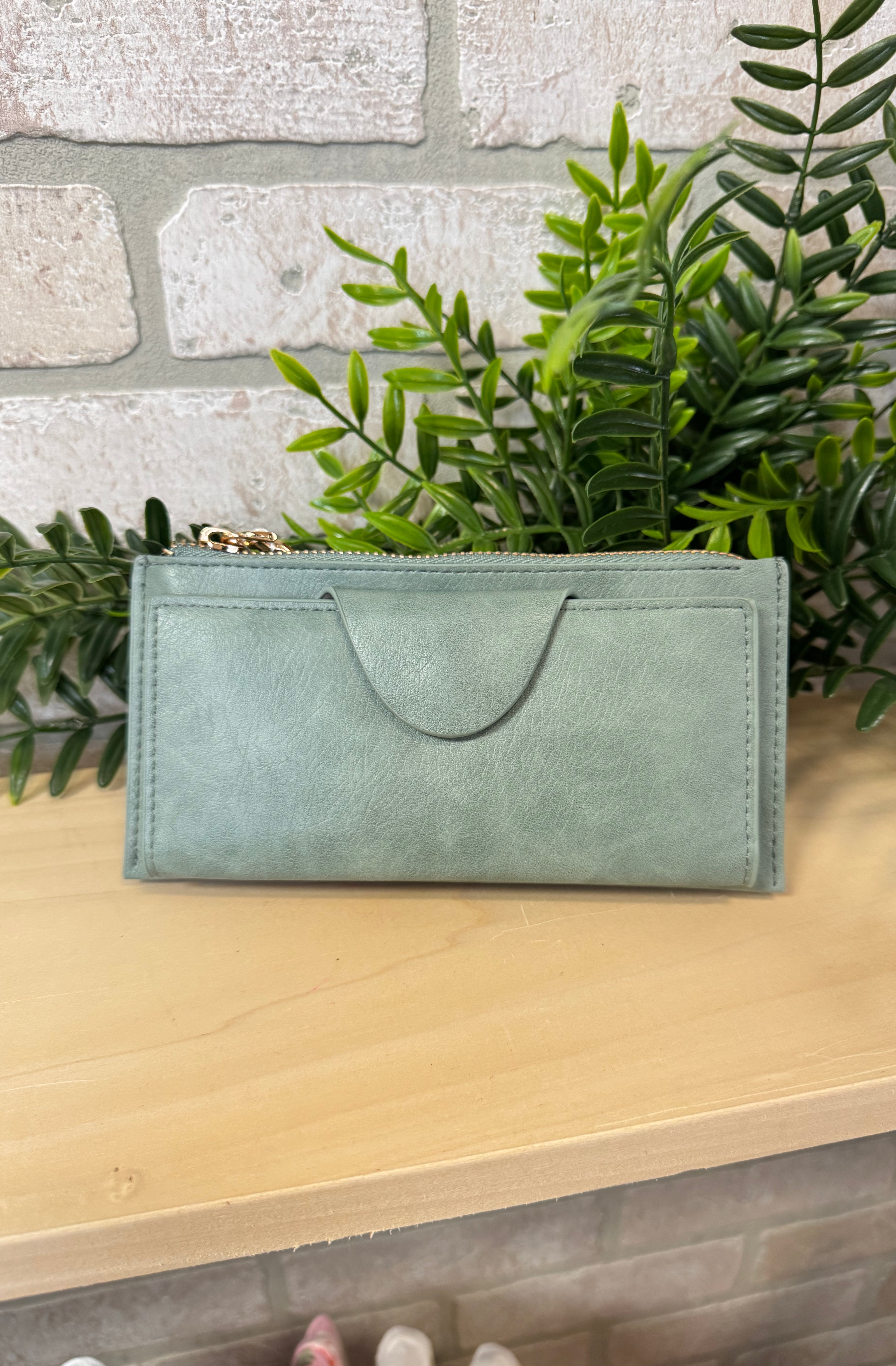 Kyla RFID Wallet w/ Snap Closure-Wallets-Jen and Co-The Silo Boutique, Women's Fashion Boutique Located in Warren and Grand Forks North Dakota