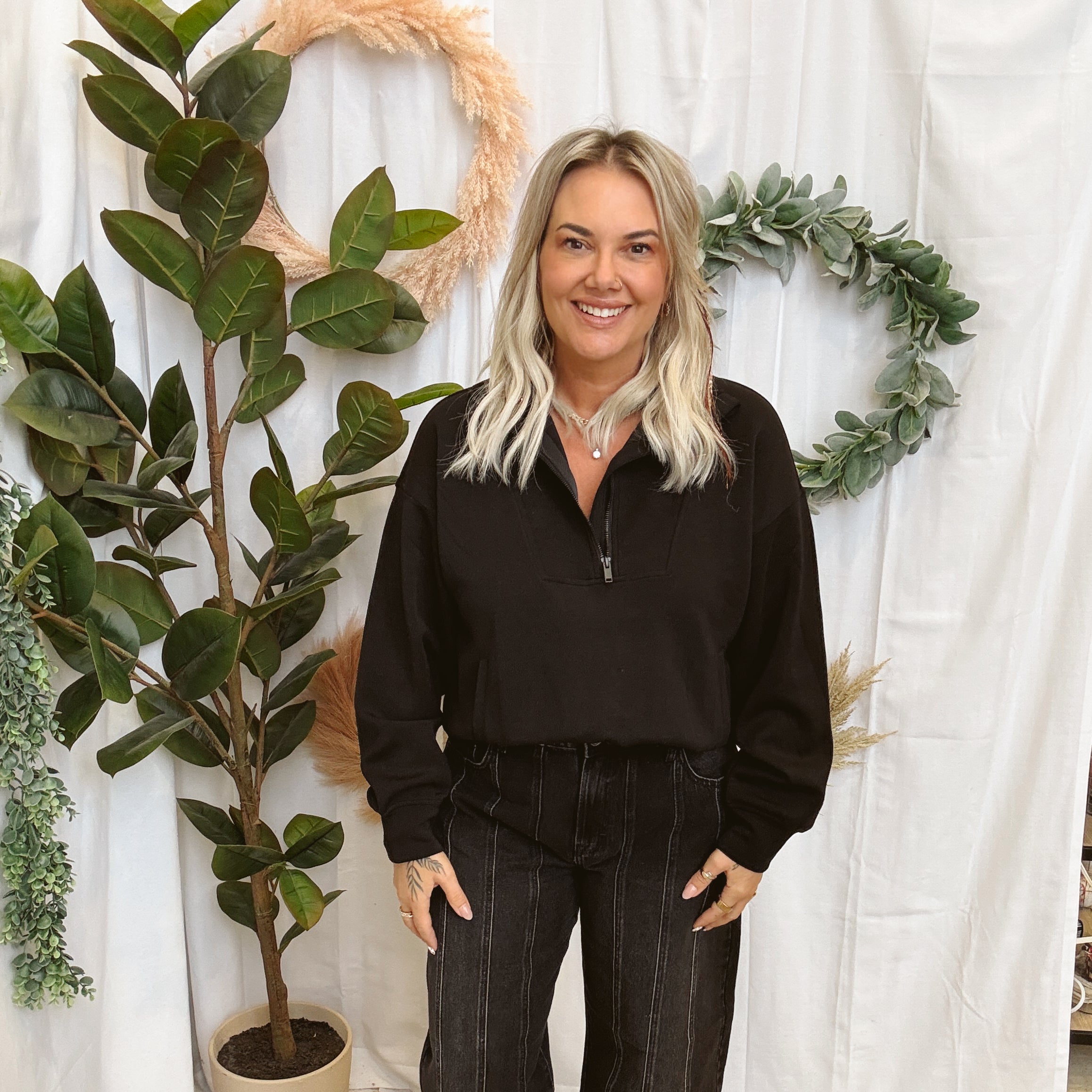 Hidden Black Classic Vintage Barrel Jeans-Jeans-Hidden-The Silo Boutique, Women's Fashion Boutique Located in Warren and Grand Forks North Dakota