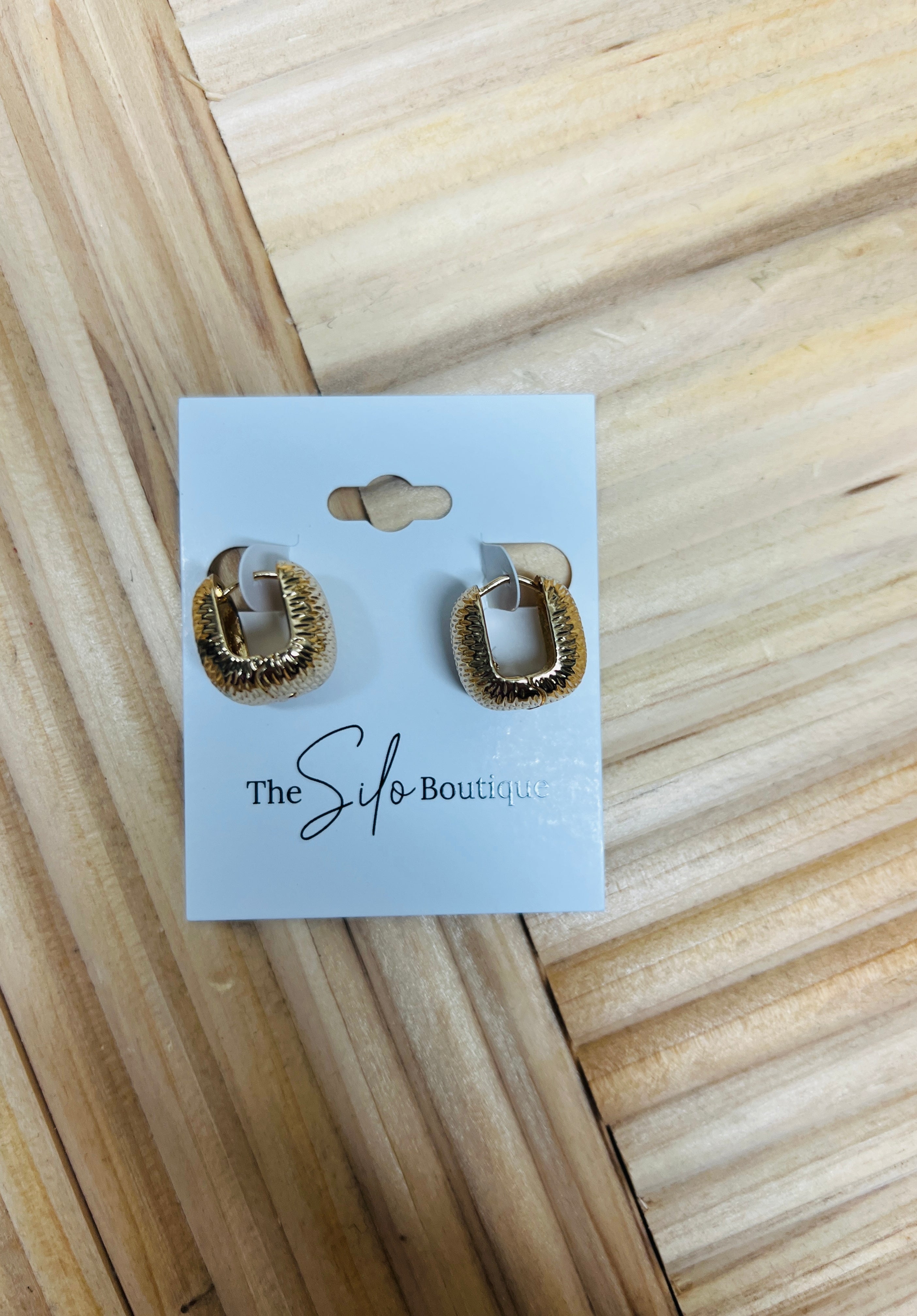 Gold Tube Earrings-Earrings-Fame-The Silo Boutique, Women's Fashion Boutique Located in Warren and Grand Forks North Dakota