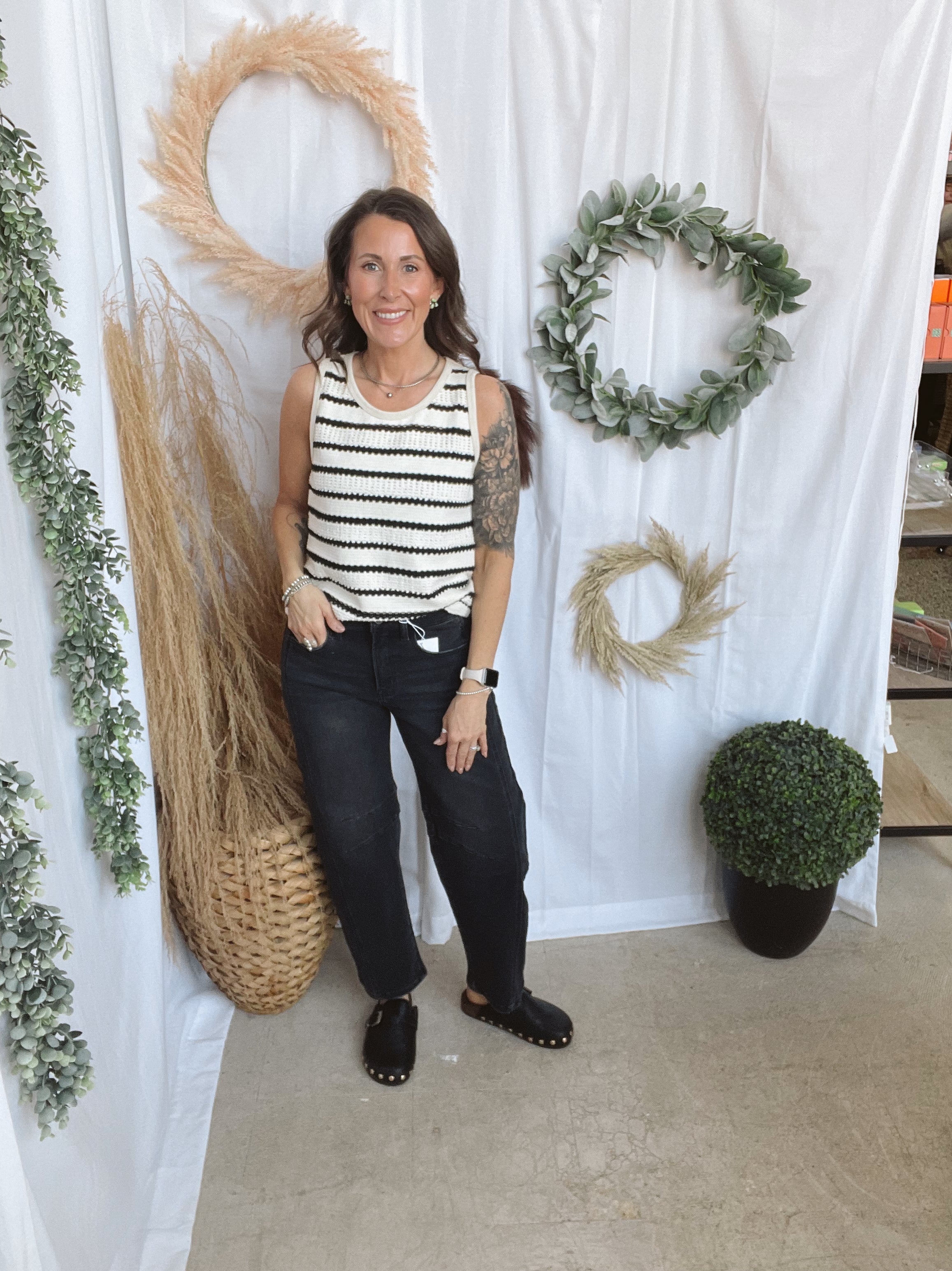 Flying Monkey Relief Black Jeans-Final Sale-Jeans-flying monkey-The Silo Boutique, Women's Fashion Boutique Located in Warren and Grand Forks North Dakota