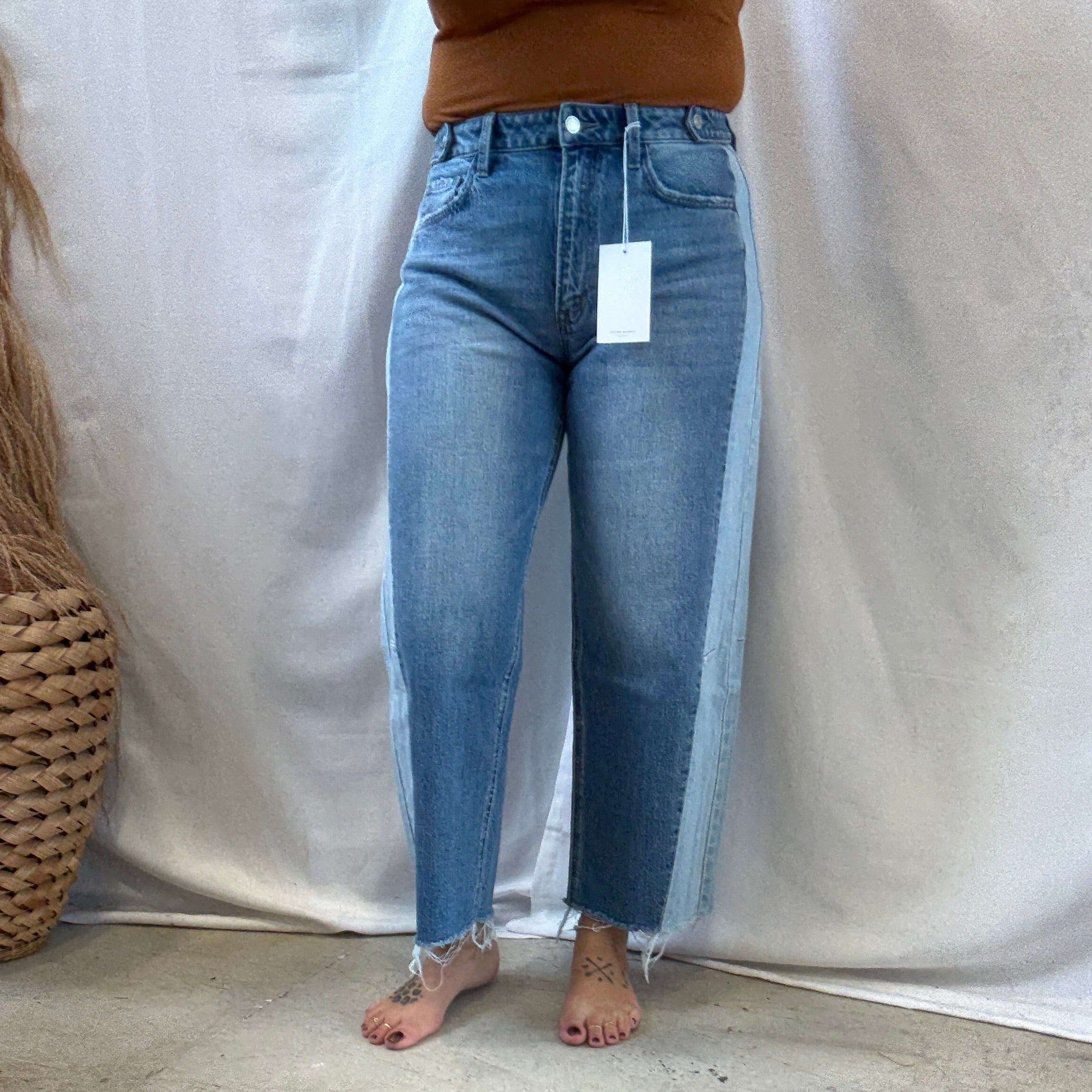 Flying Monkey Blue Memoir Barrel Jeans-Jeans-flying monkey-The Silo Boutique, Women's Fashion Boutique Located in Warren and Grand Forks North Dakota