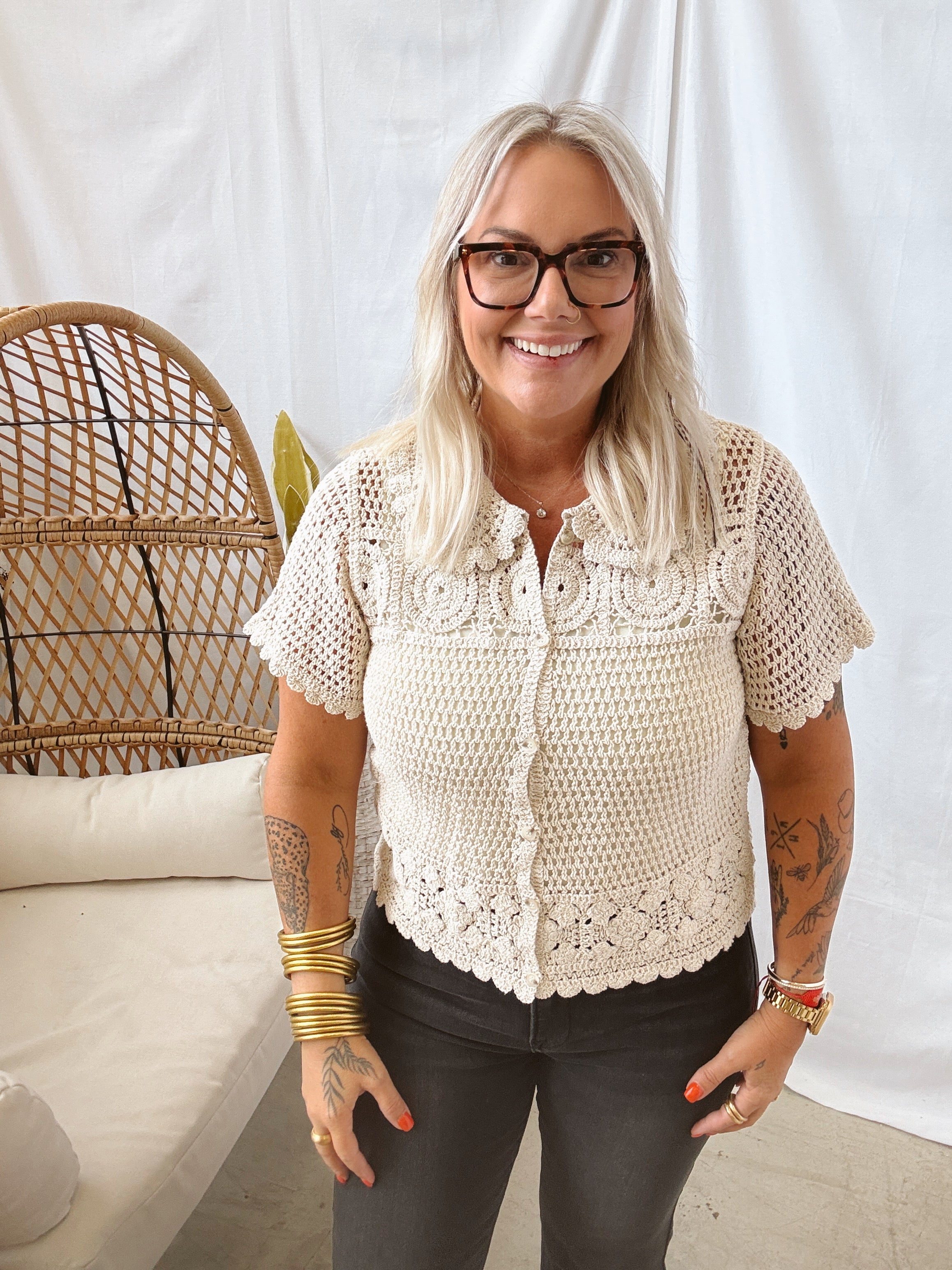 Crochet Collar Button Top-Short Sleeve Tops-hem and thread-The Silo Boutique, Women's Fashion Boutique Located in Warren and Grand Forks North Dakota
