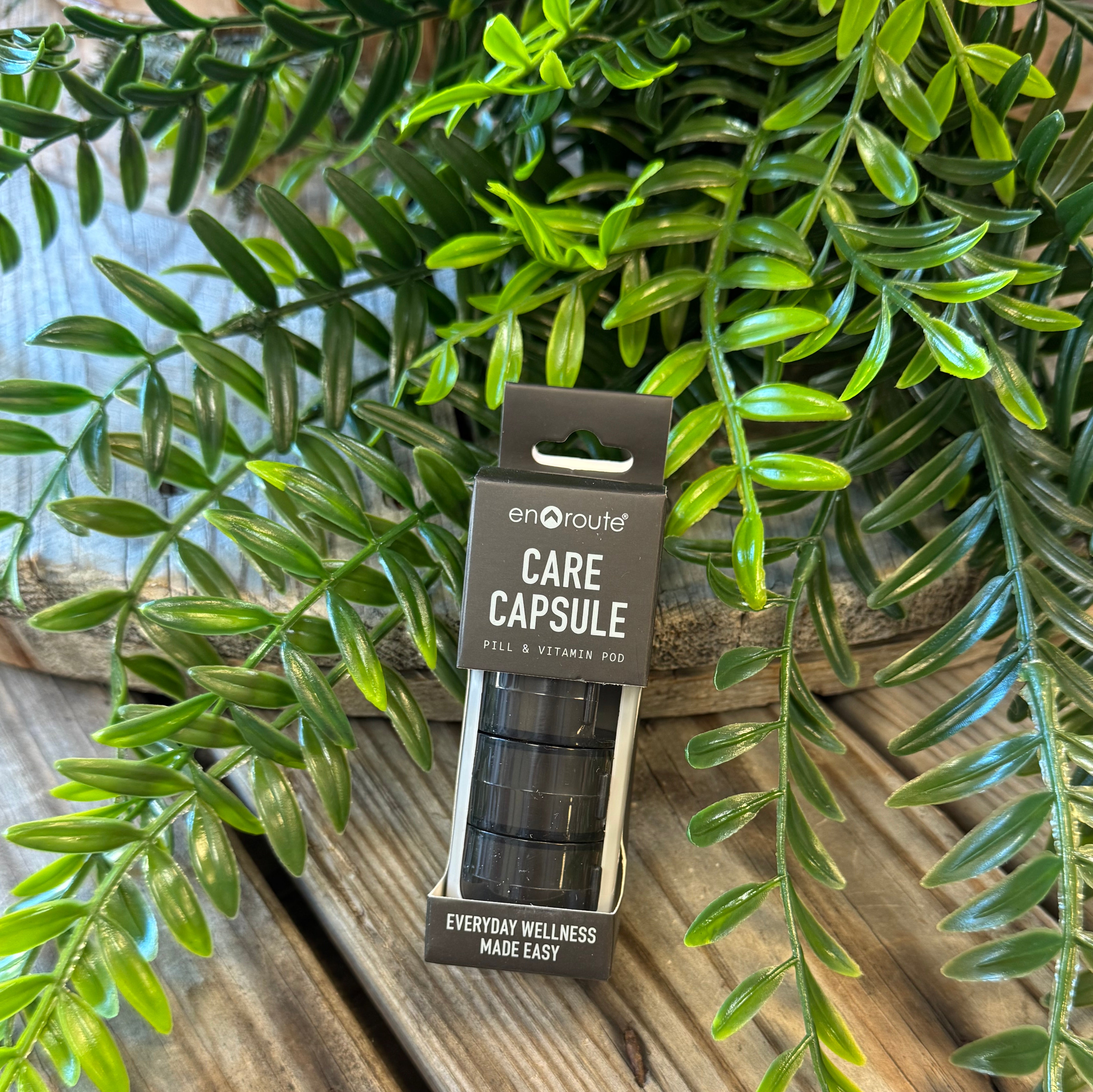 En Route Capsule Case-Beauty-dm-The Silo Boutique, Women's Fashion Boutique Located in Warren and Grand Forks North Dakota