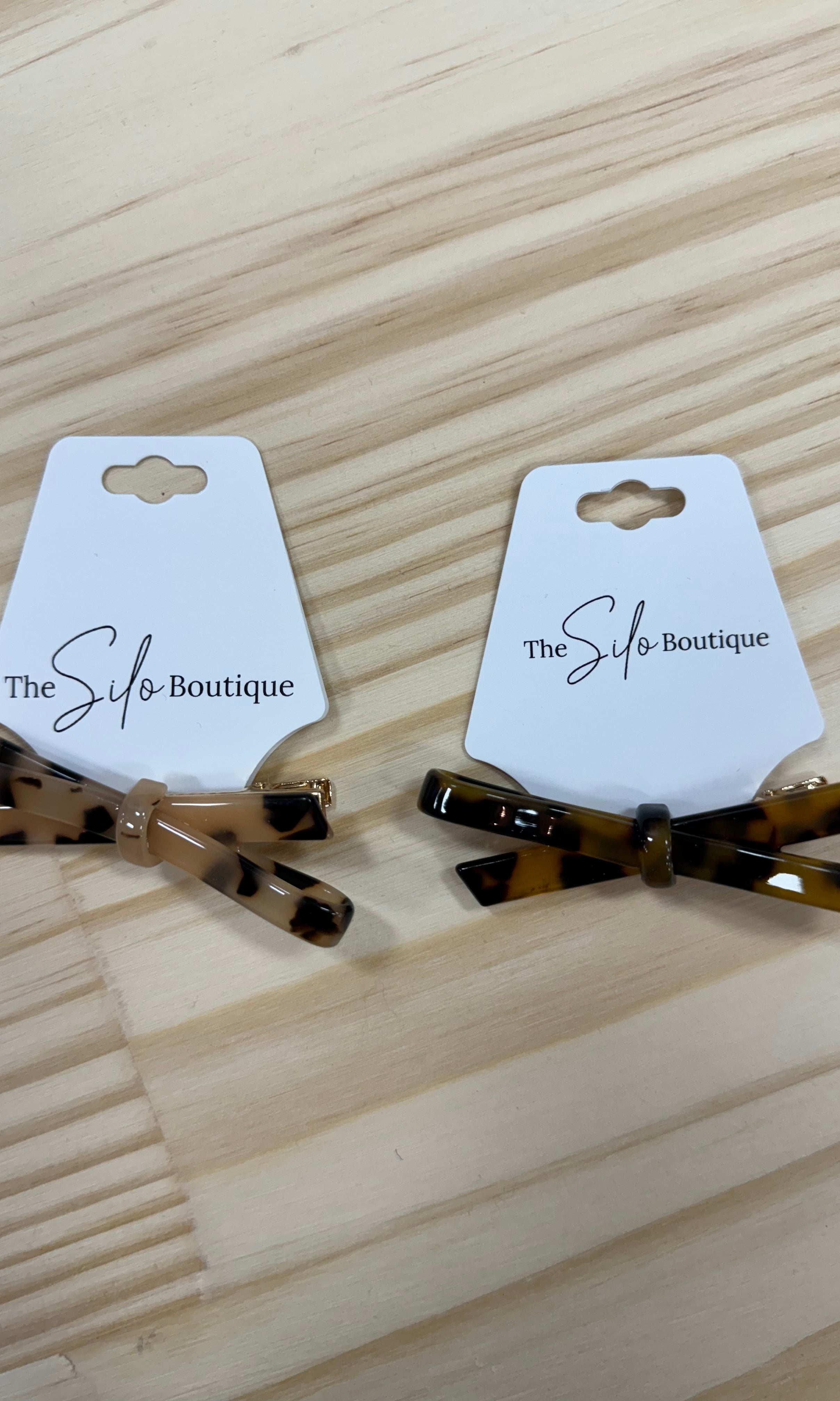 Acetate Hair Pin Bow Clip-Hair Accessories-wall to wall-The Silo Boutique, Women's Fashion Boutique Located in Warren and Grand Forks North Dakota