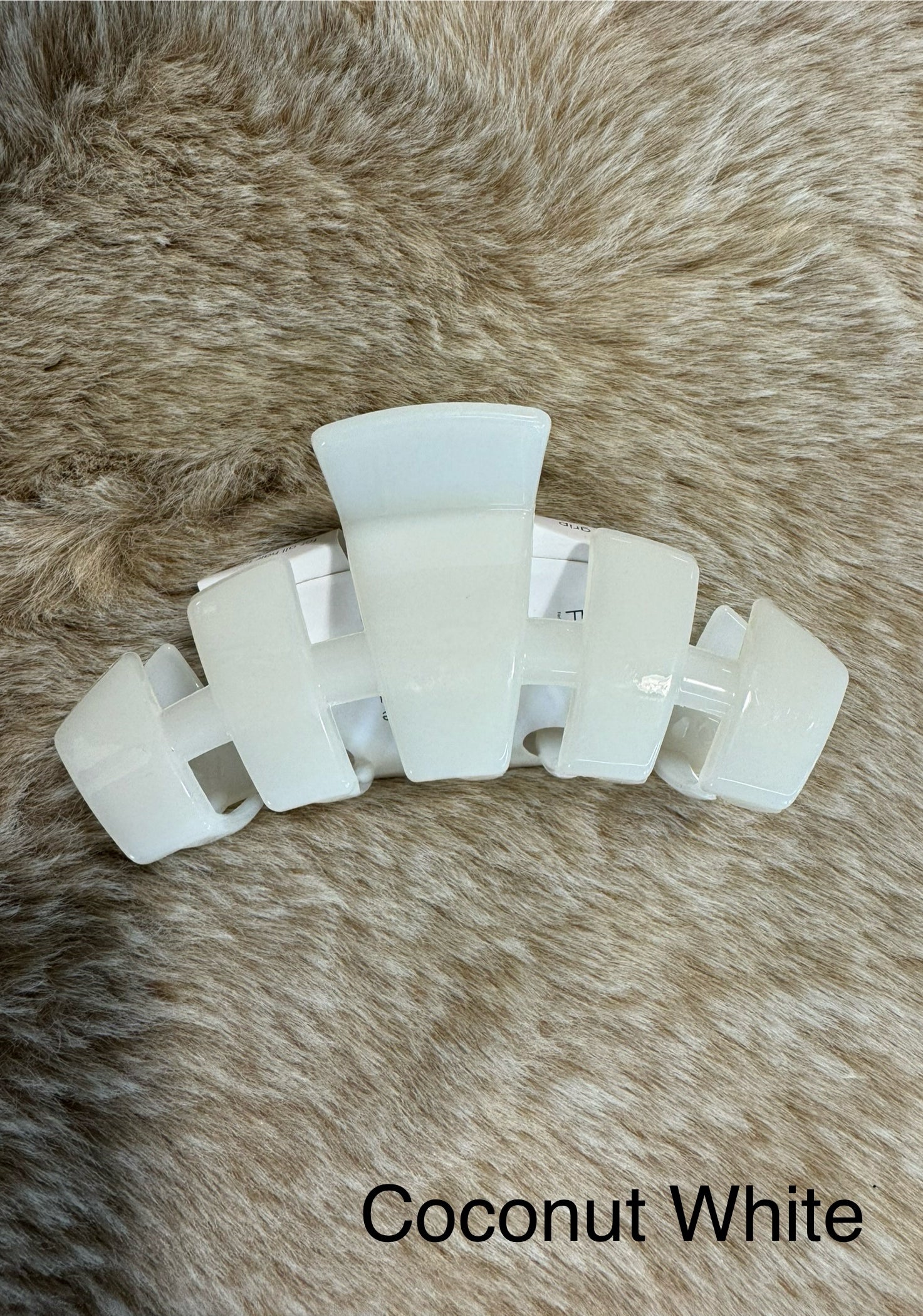 Teleties Classic Claw Clip-Hair Accessories-teleties-The Silo Boutique, Women's Fashion Boutique Located in Warren and Grand Forks North Dakota