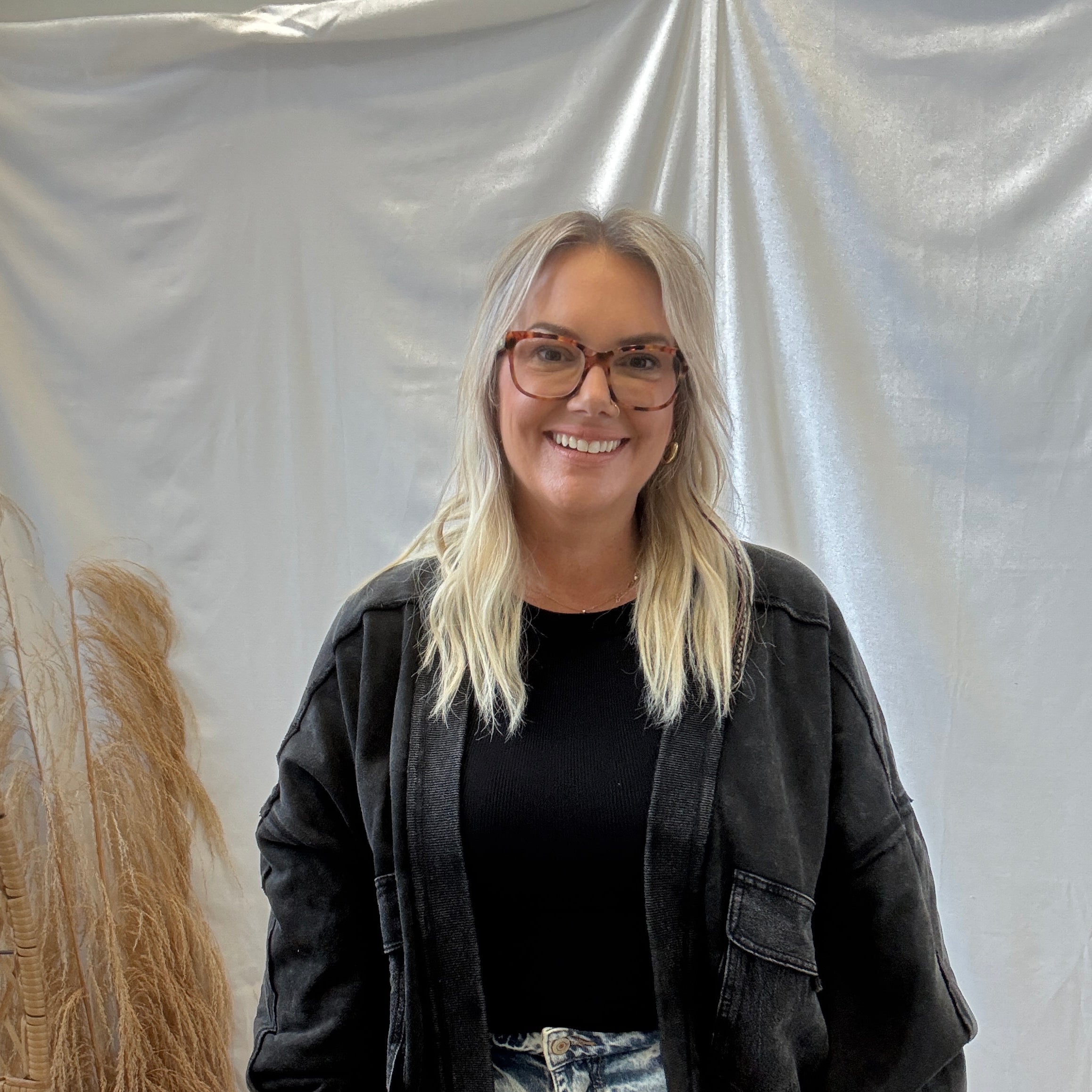 Ash Black Seam Cardigan-Cardigans-eesome-The Silo Boutique, Women's Fashion Boutique Located in Warren and Grand Forks North Dakota