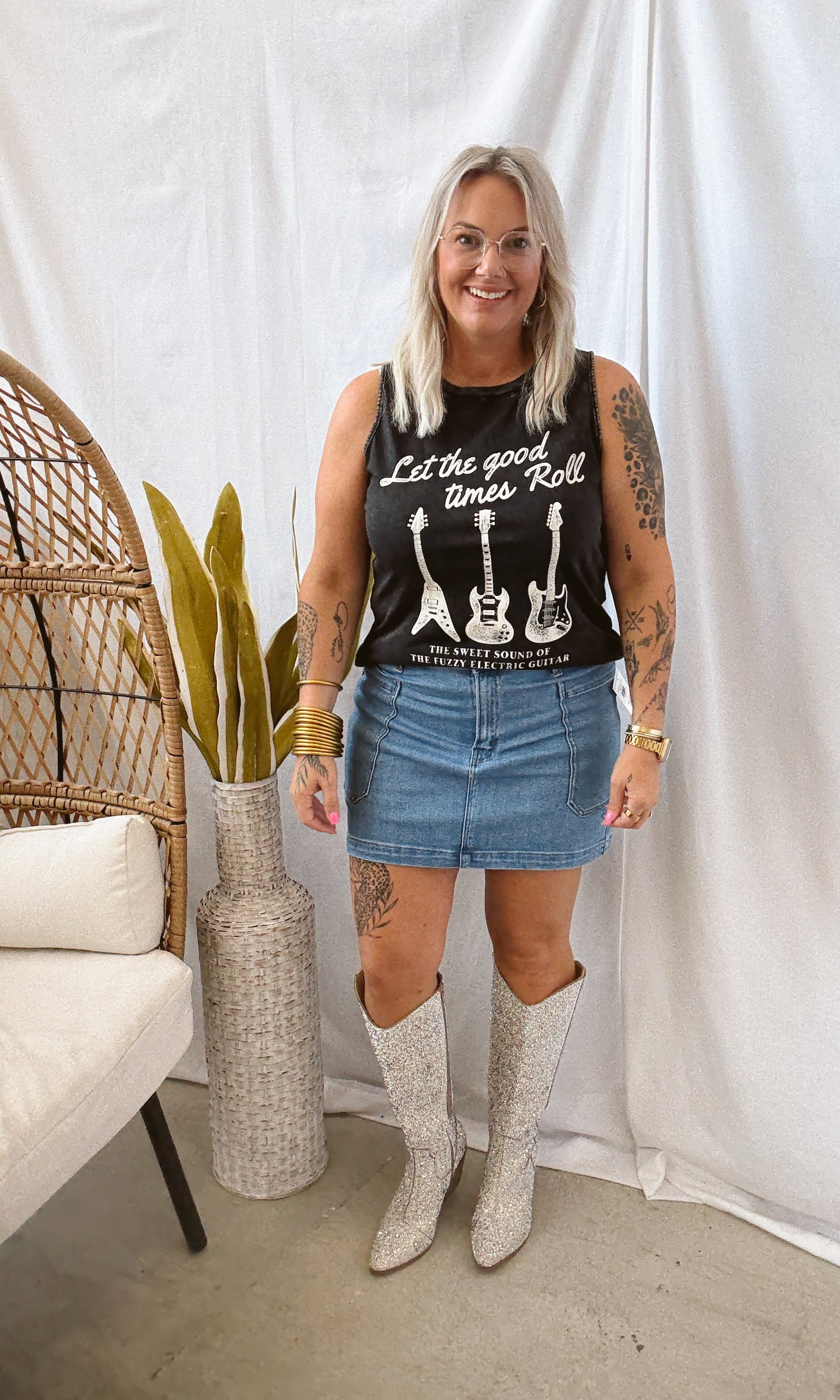 Let the Good Times To Roll Tank Top-Final Sale-Tank Tops-heart and luv-The Silo Boutique, Women's Fashion Boutique Located in Warren and Grand Forks North Dakota