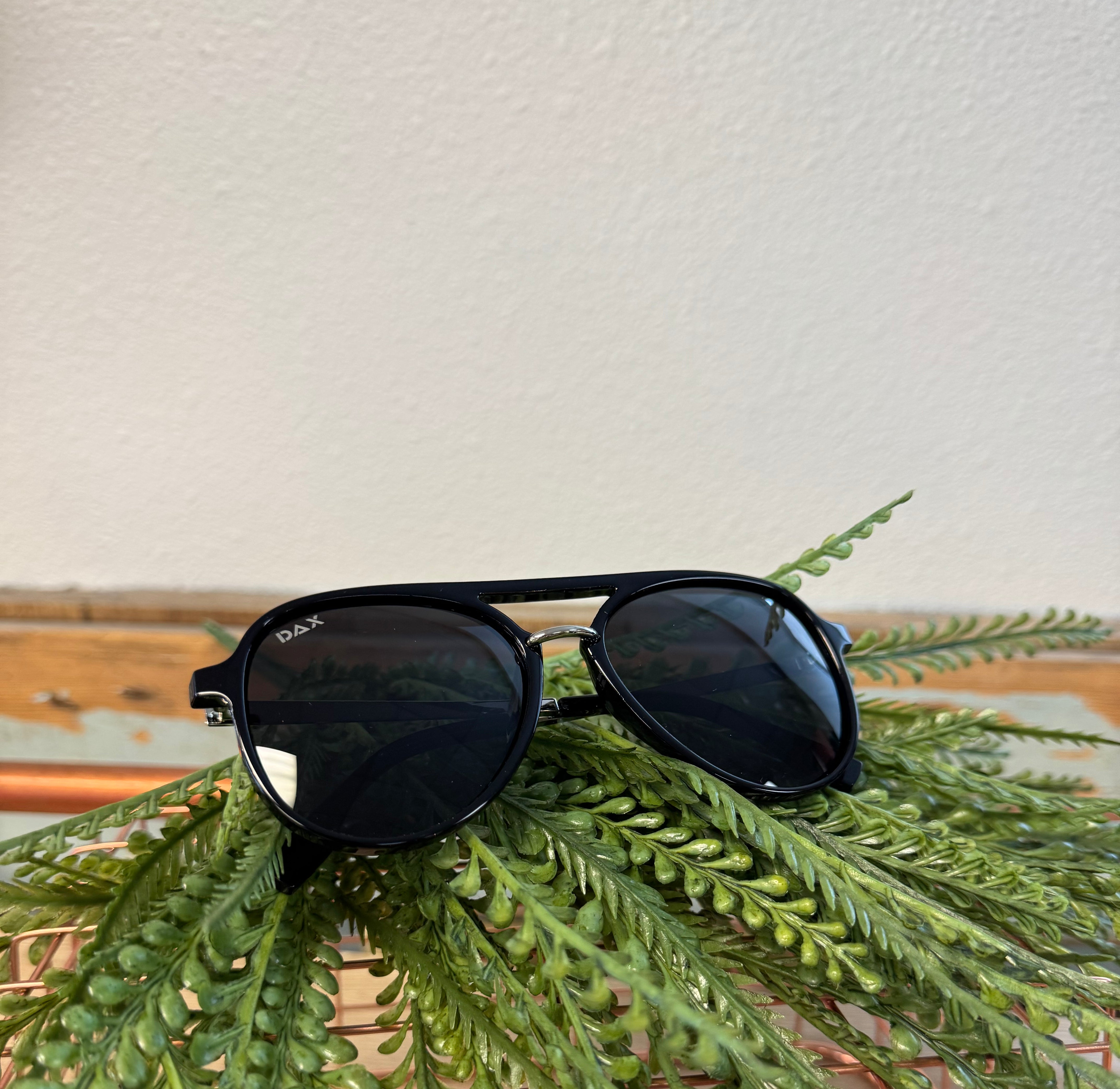 Dax Earhart Black Sunglasses-Sunglasses-dax-The Silo Boutique, Women's Fashion Boutique Located in Warren and Grand Forks North Dakota