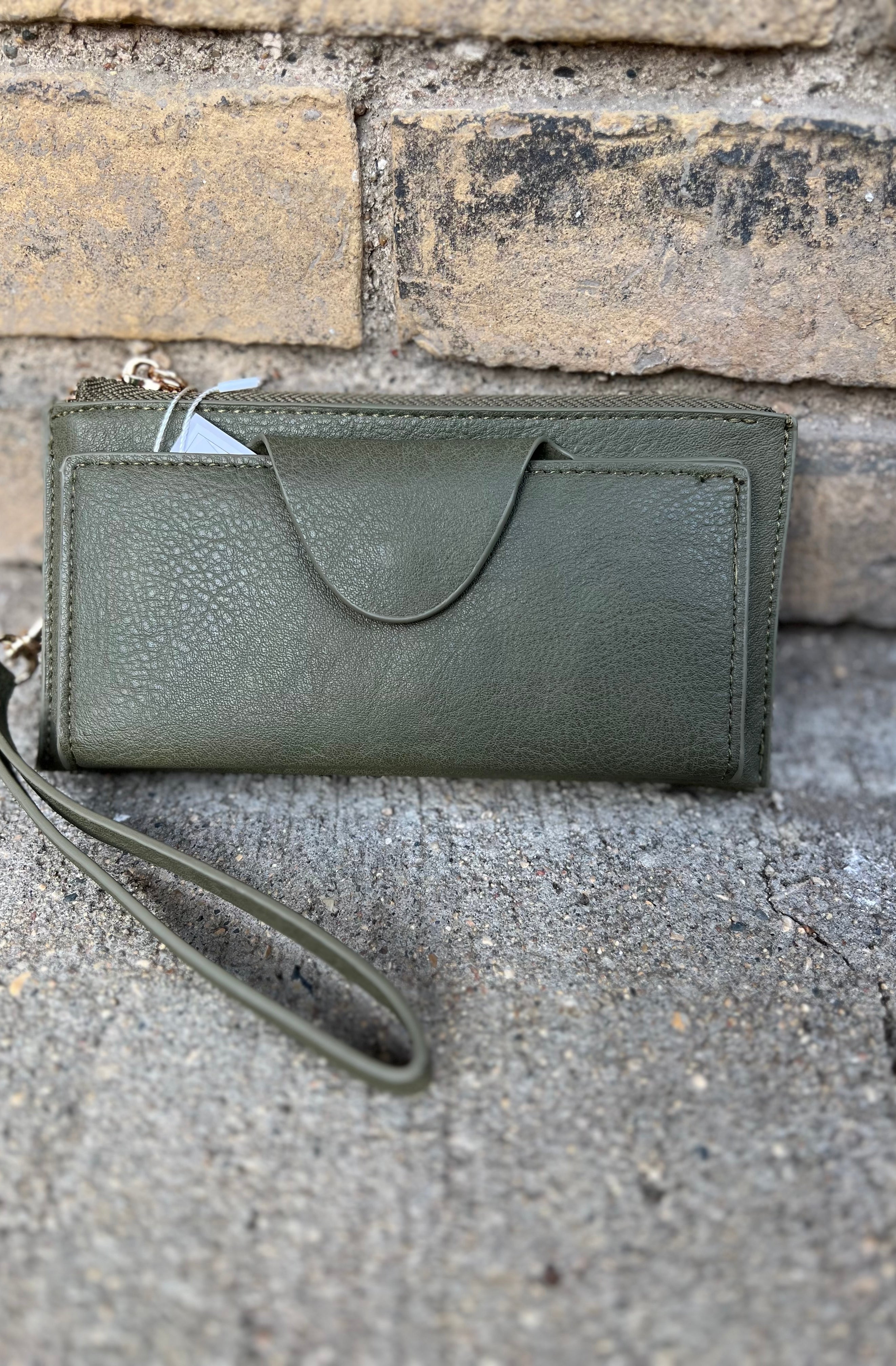 Kyla RFID Wallet w/ Snap Closure-Wallets-Jen and Co-The Silo Boutique, Women's Fashion Boutique Located in Warren and Grand Forks North Dakota