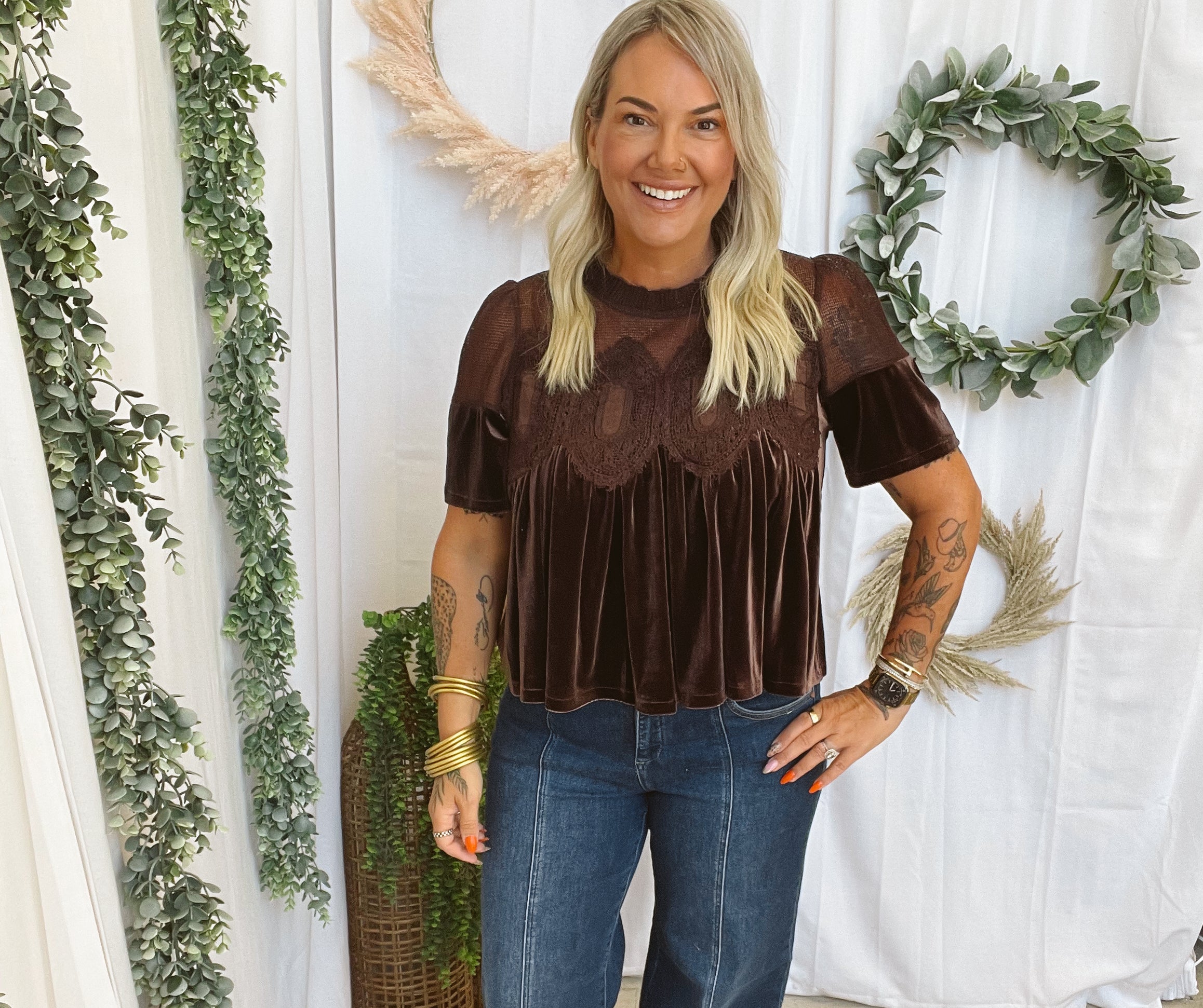 Velvet Scallop Top-Short Sleeve Tops-hem and thread-The Silo Boutique, Women's Fashion Boutique Located in Warren and Grand Forks North Dakota