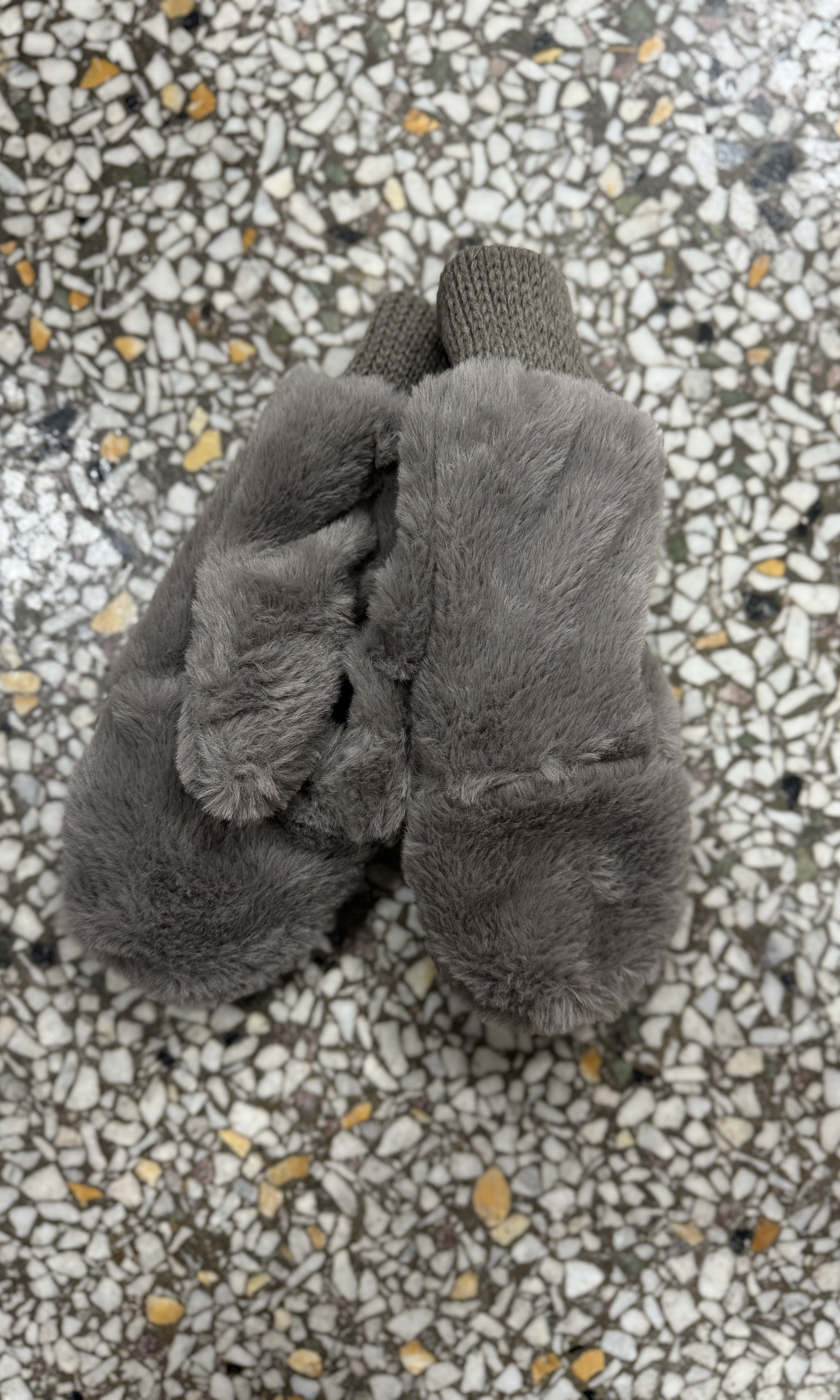 Solid Faux Fur Mittens-Gloves & Mittens-fashion city-The Silo Boutique, Women's Fashion Boutique Located in Warren and Grand Forks North Dakota