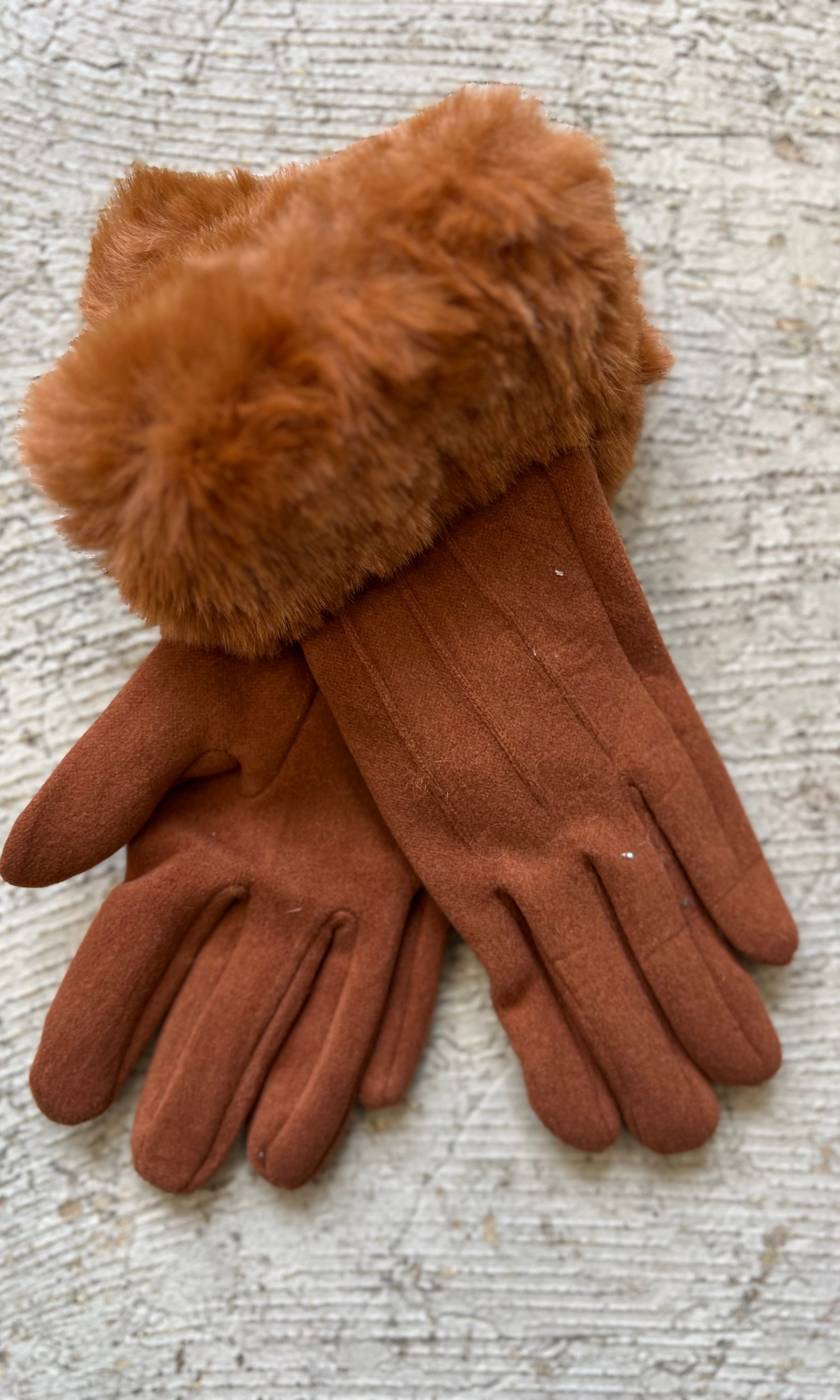 Camel Pin Tuck Gloves-Gloves & Mittens-Avenue Zoe-The Silo Boutique, Women's Fashion Boutique Located in Warren and Grand Forks North Dakota
