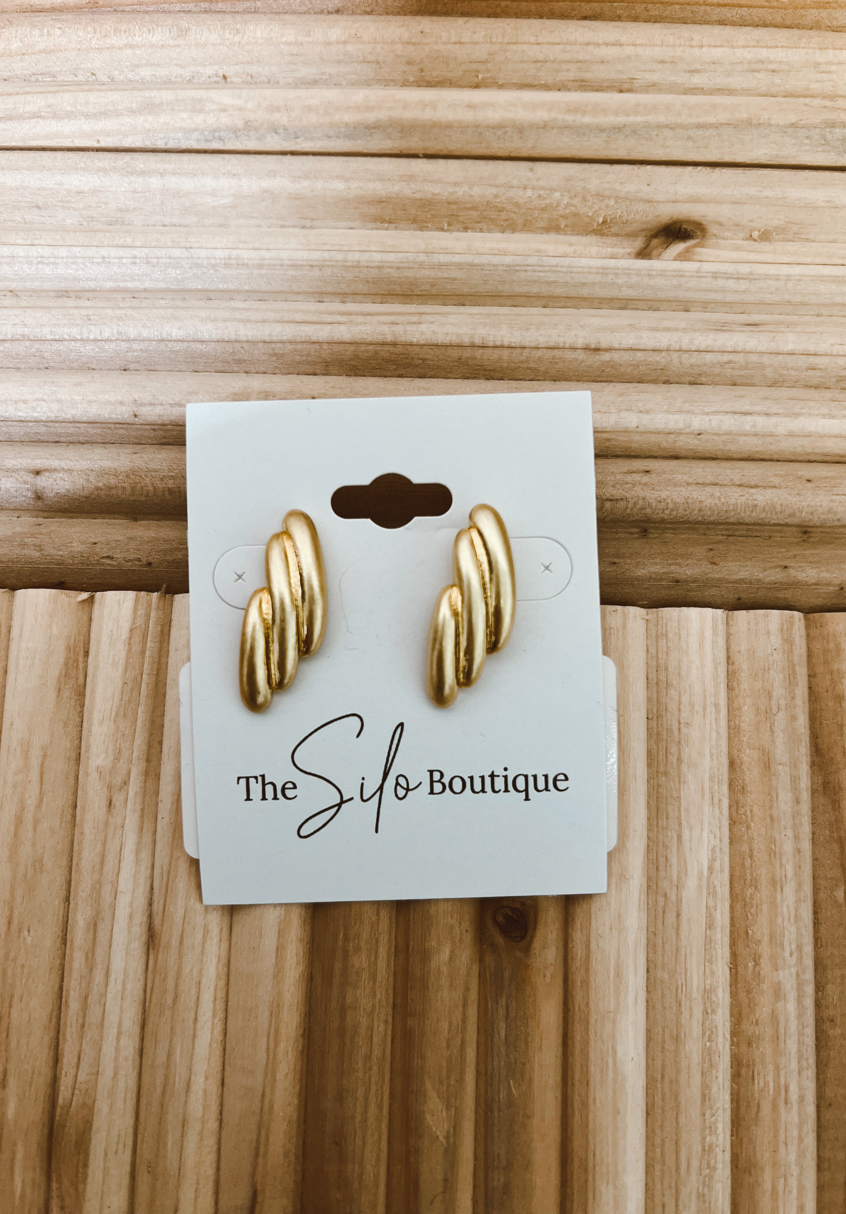 Vintage Gold Post Earrings-earrings-Fame-The Silo Boutique, Women's Fashion Boutique Located in Warren and Grand Forks North Dakota