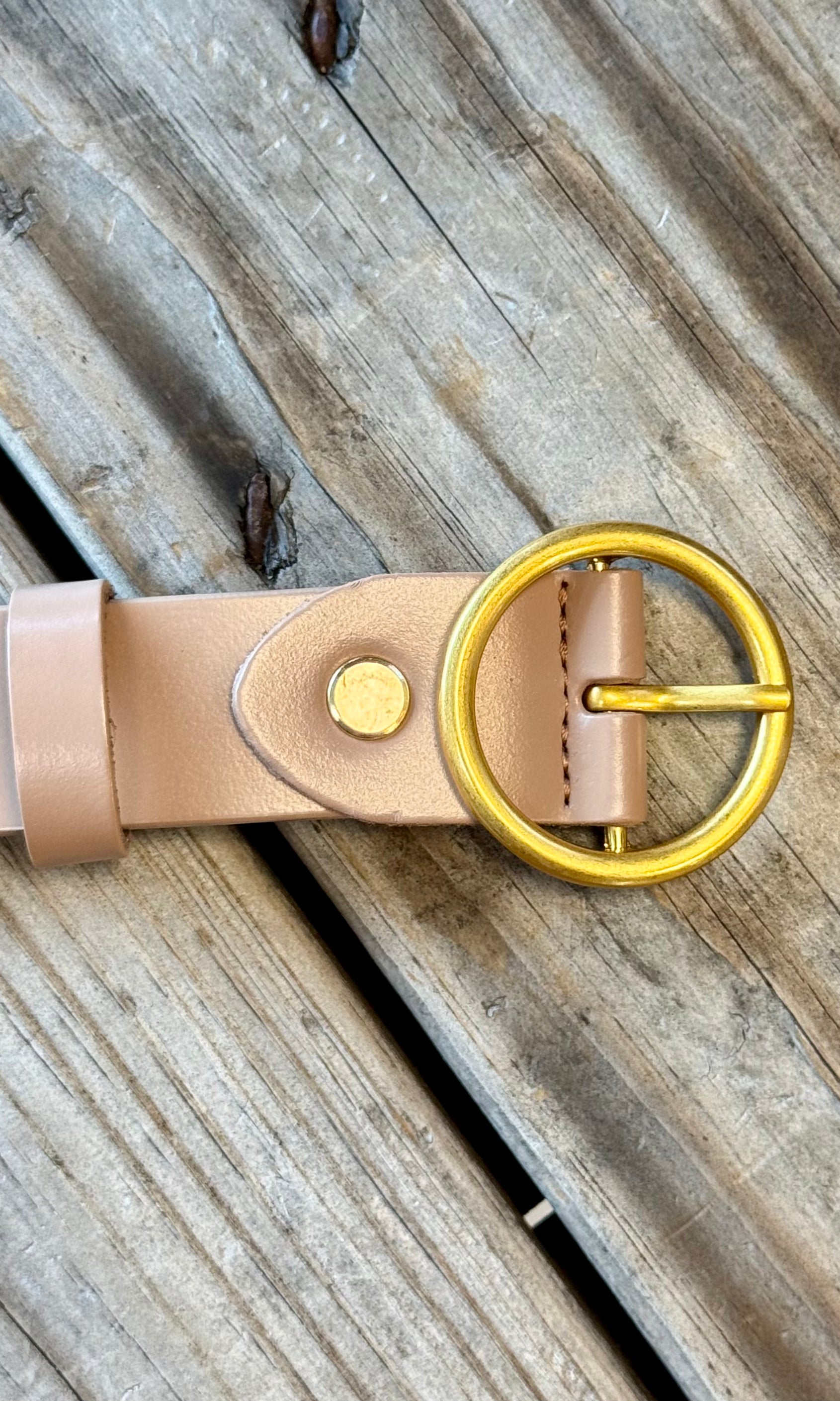 Hoop Buckle Belt-Tan-Belts-Fame-The Silo Boutique, Women's Fashion Boutique Located in Warren and Grand Forks North Dakota