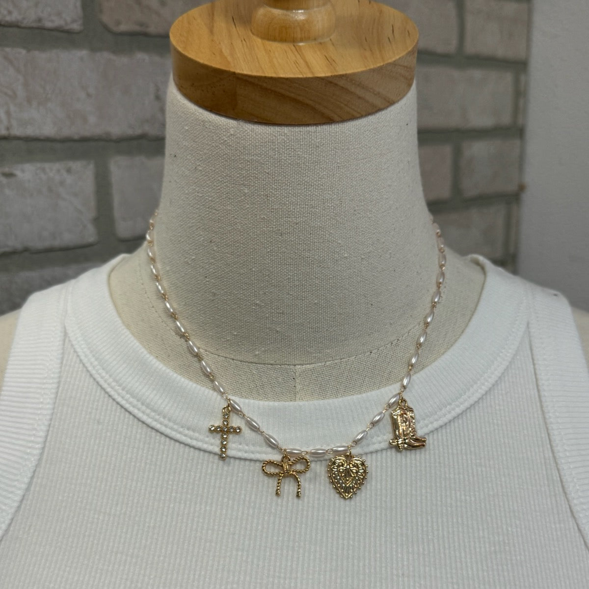 Mix Pearl Charm Necklace-Necklaces-Fame-The Silo Boutique, Women's Fashion Boutique Located in Warren and Grand Forks North Dakota