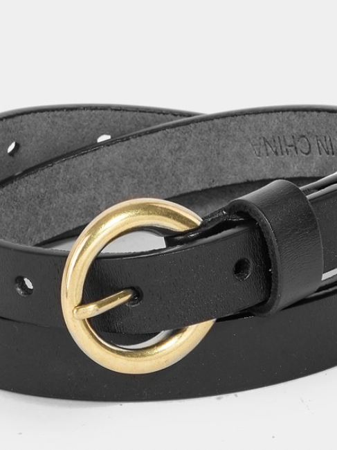 Black Round Buckle Leather Belt-Belts-Fame-The Silo Boutique, Women's Fashion Boutique Located in Warren and Grand Forks North Dakota