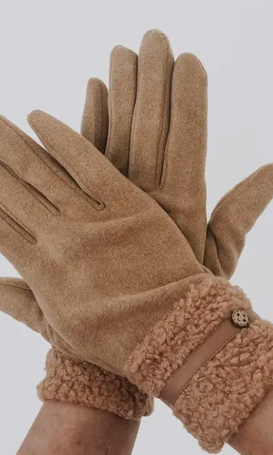 Pretty Simple Teddy Fur Gloves-Gloves & Mittens-pretty simple-The Silo Boutique, Women's Fashion Boutique Located in Warren and Grand Forks North Dakota