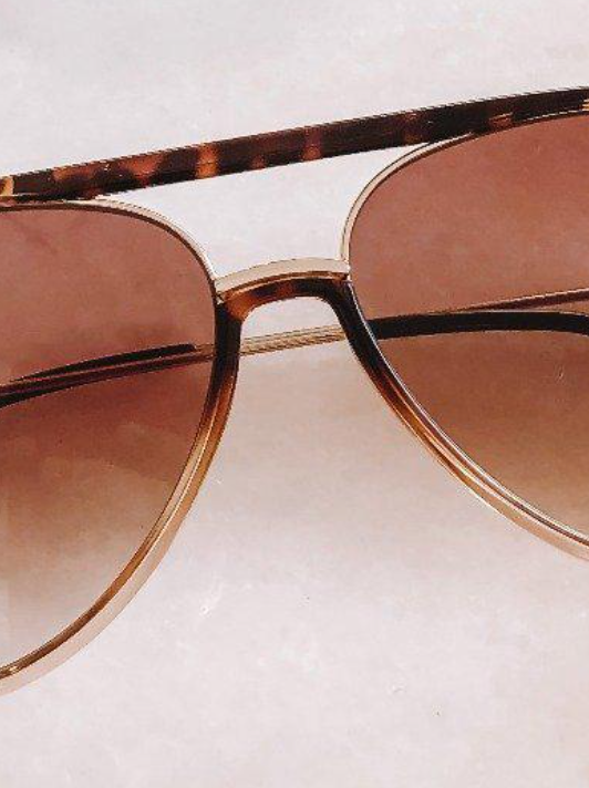 Freyrs Shay Tortoise Sunglasses-Sunglasses-freyers-The Silo Boutique, Women's Fashion Boutique Located in Warren and Grand Forks North Dakota