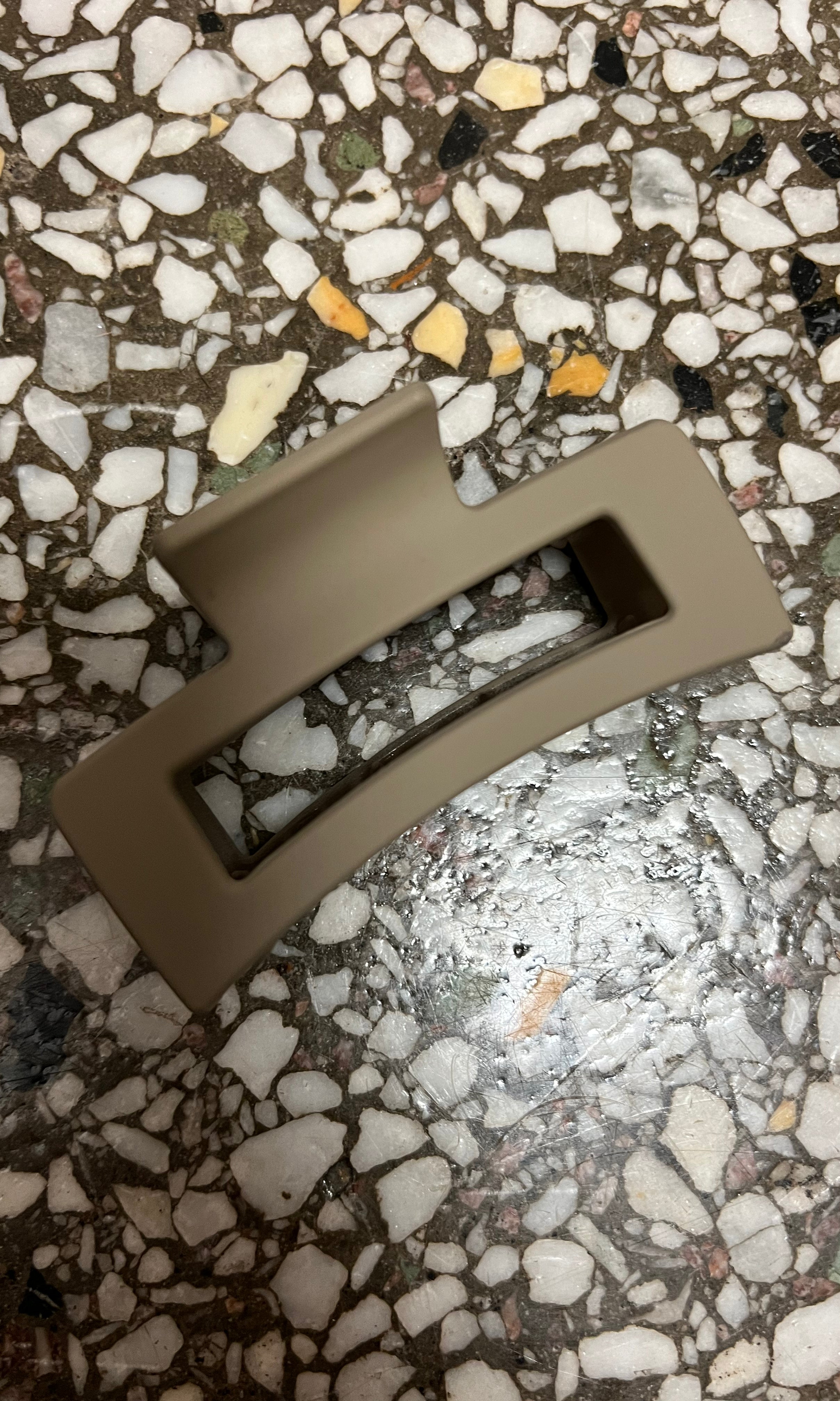 Matte Claw Hair Clip-Hair Accessories-wall to wall-The Silo Boutique, Women's Fashion Boutique Located in Warren and Grand Forks North Dakota