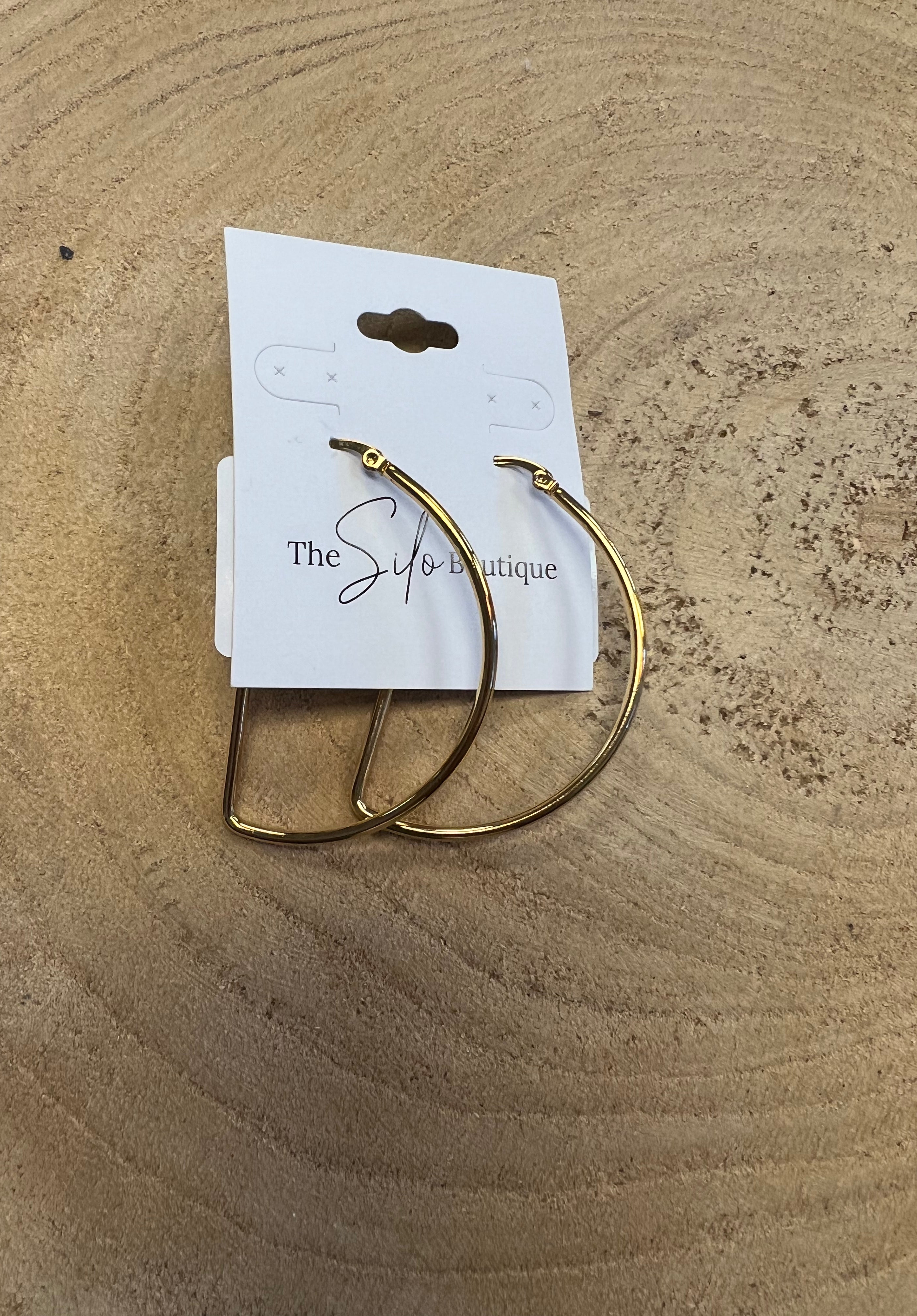 Diora Hoop-Earrings-Dallas Market-The Silo Boutique, Women's Fashion Boutique Located in Warren and Grand Forks North Dakota