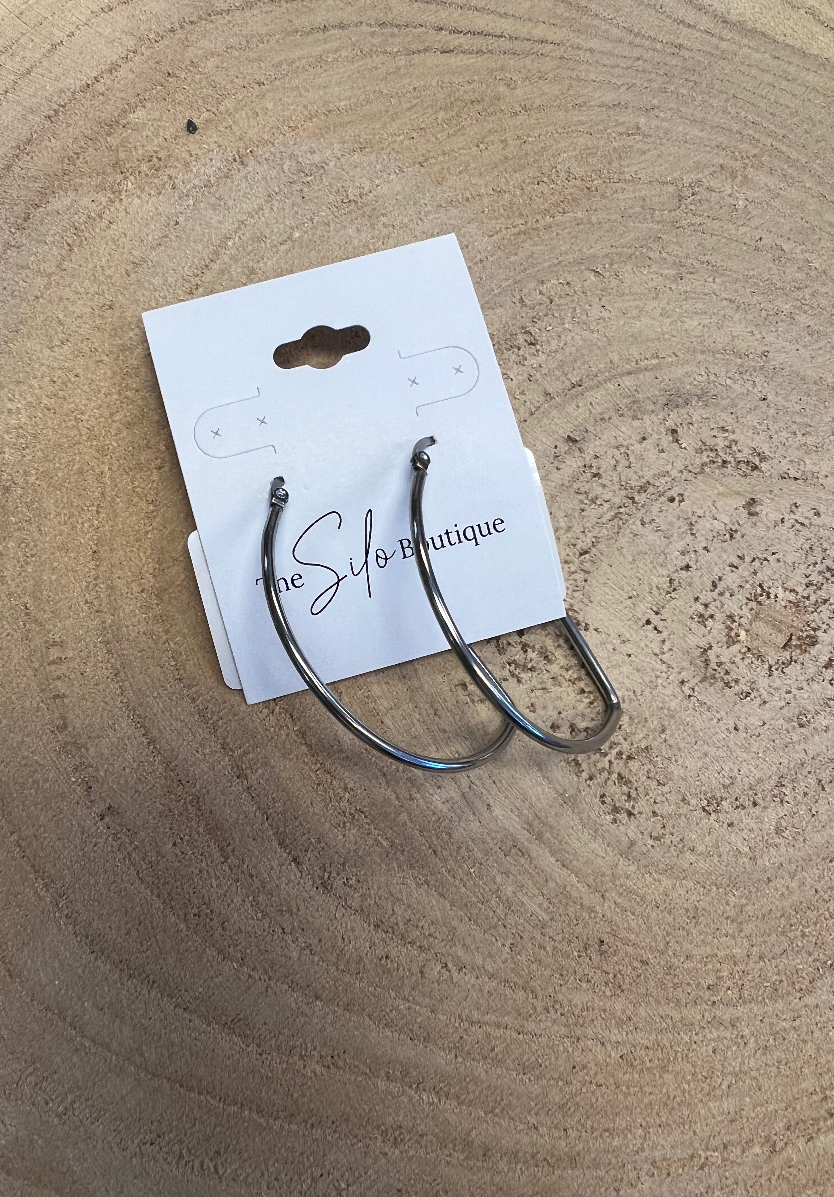 Diora Hoop-Earrings-Dallas Market-The Silo Boutique, Women's Fashion Boutique Located in Warren and Grand Forks North Dakota