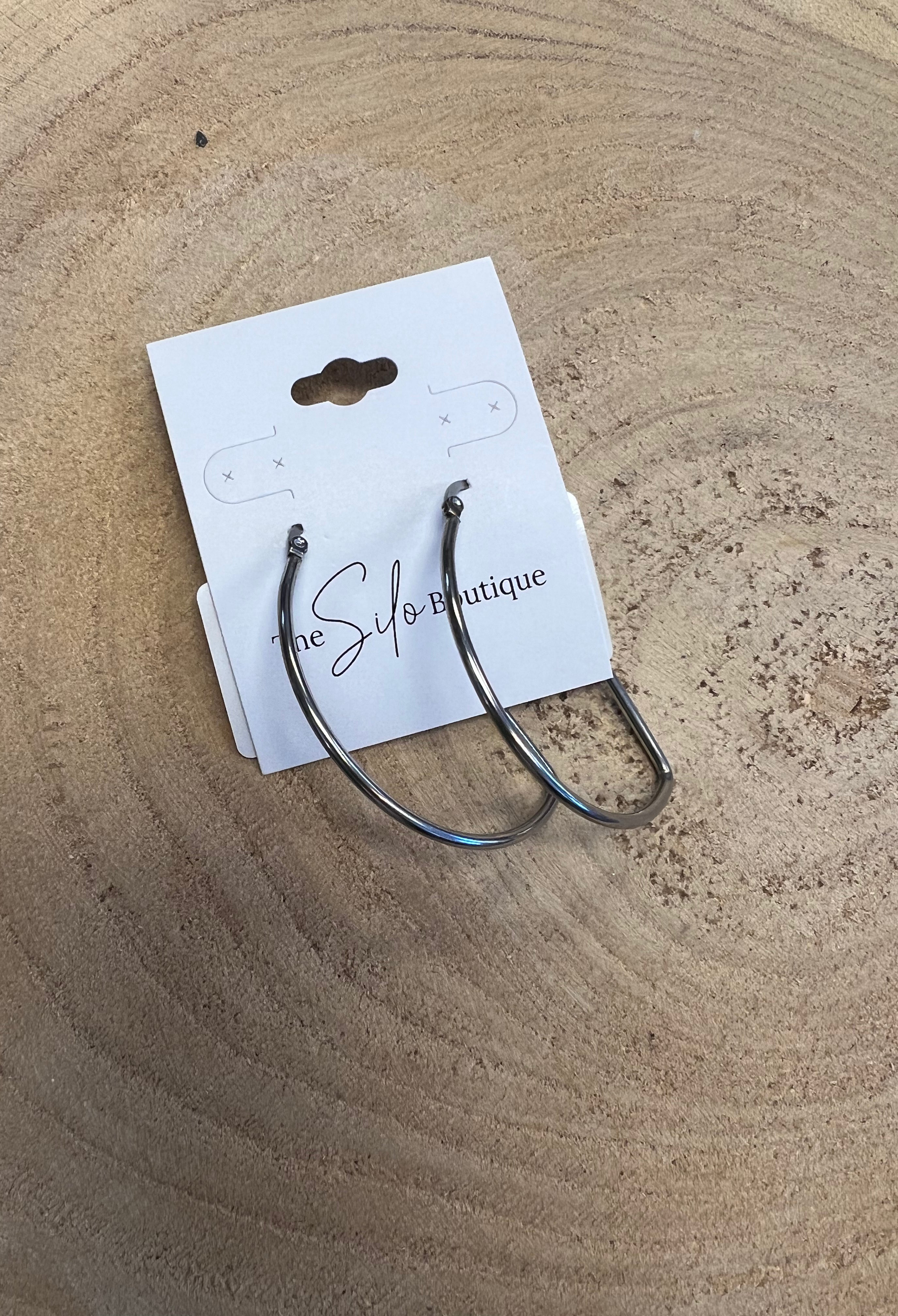 Diora Hoop-Earrings-Dallas Market-The Silo Boutique, Women's Fashion Boutique Located in Warren and Grand Forks North Dakota