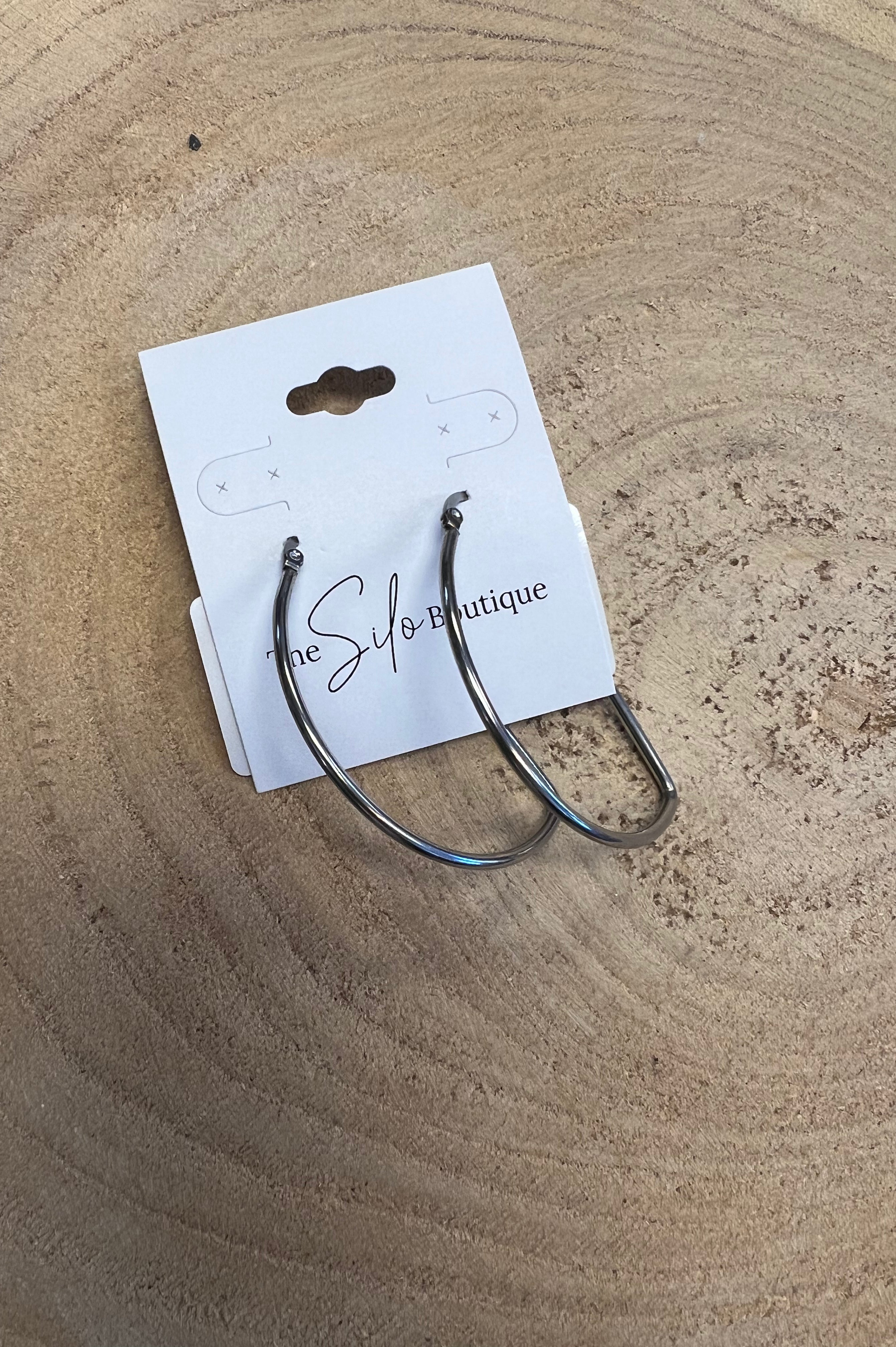 Diora Hoop-Earrings-Dallas Market-The Silo Boutique, Women's Fashion Boutique Located in Warren and Grand Forks North Dakota