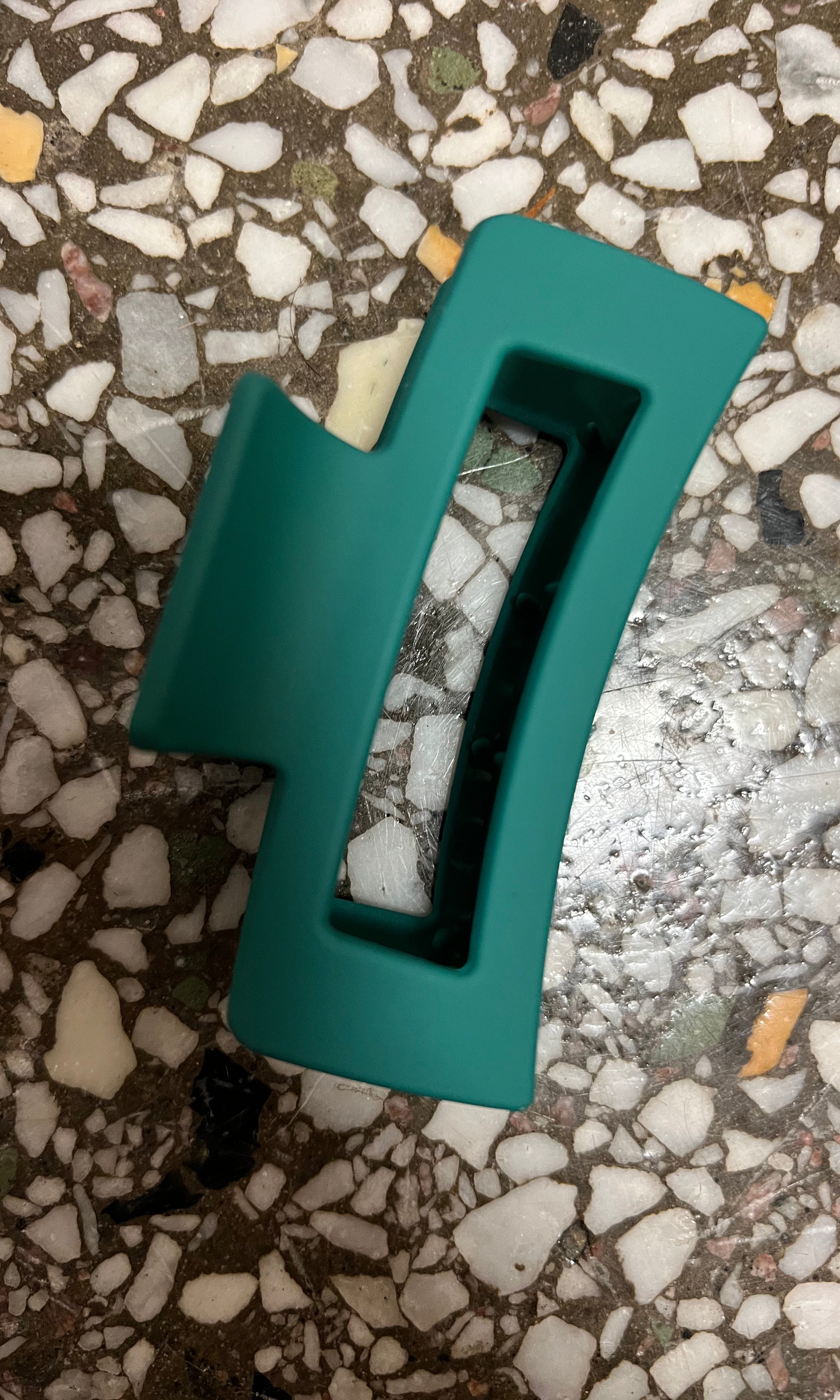 Matte Claw Hair Clip-Hair Accessories-wall to wall-The Silo Boutique, Women's Fashion Boutique Located in Warren and Grand Forks North Dakota