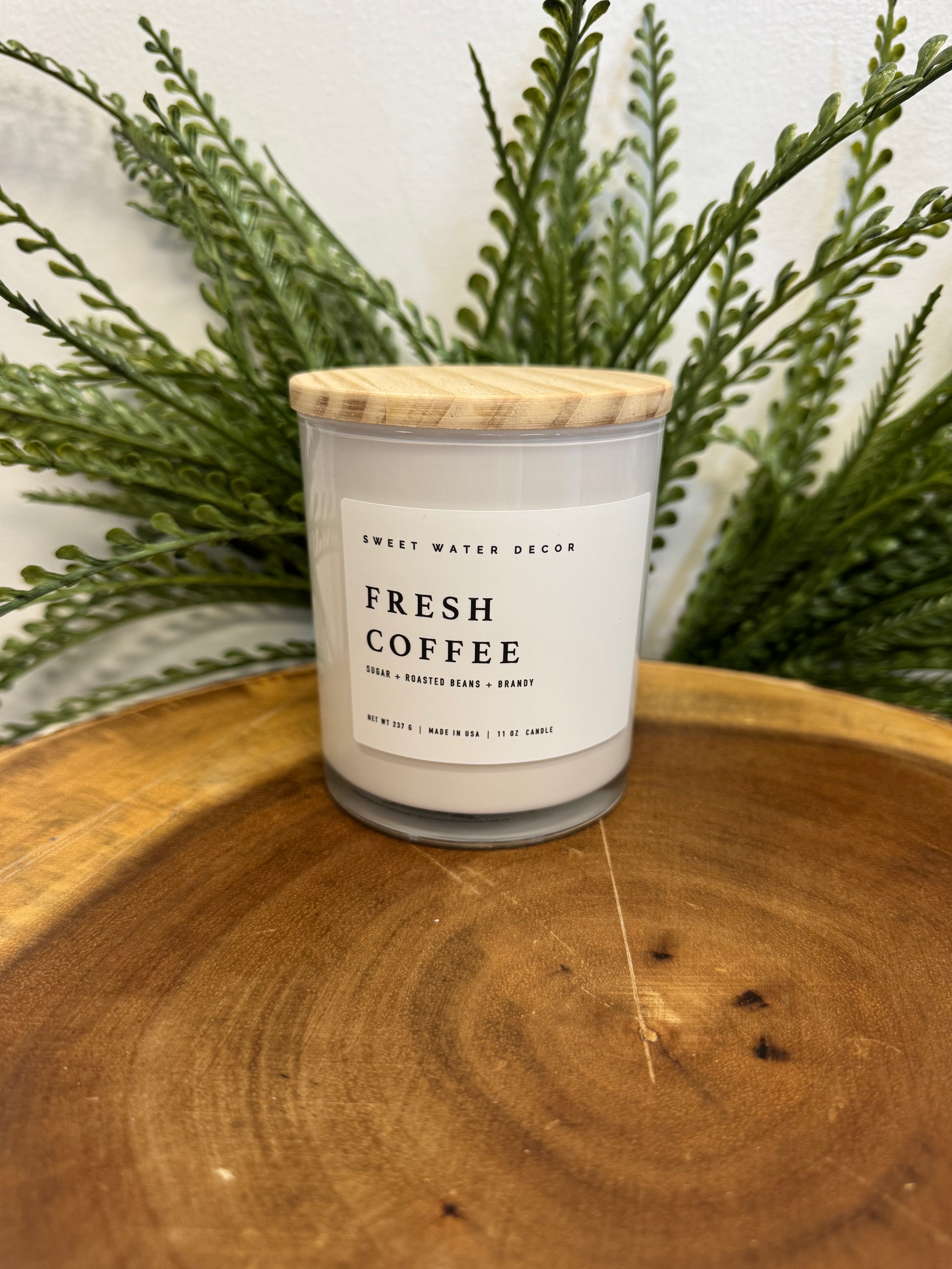 Sweet Water Decor 11 oz Candle-Candles-sweet water decor-The Silo Boutique, Women's Fashion Boutique Located in Warren and Grand Forks North Dakota
