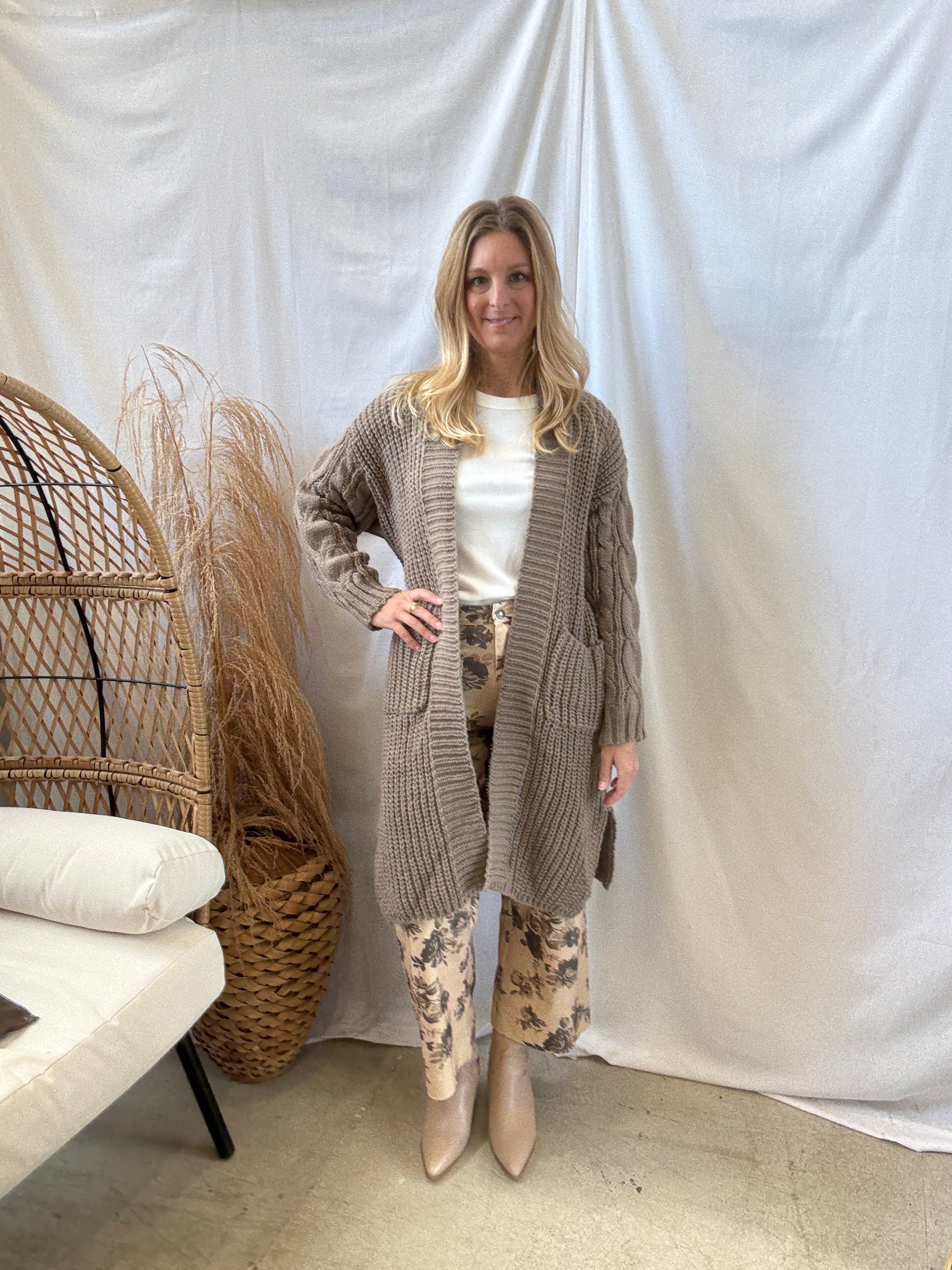 Mocha Cable Chunky Cardigan-Cardigans-promesa-The Silo Boutique, Women's Fashion Boutique Located in Warren and Grand Forks North Dakota