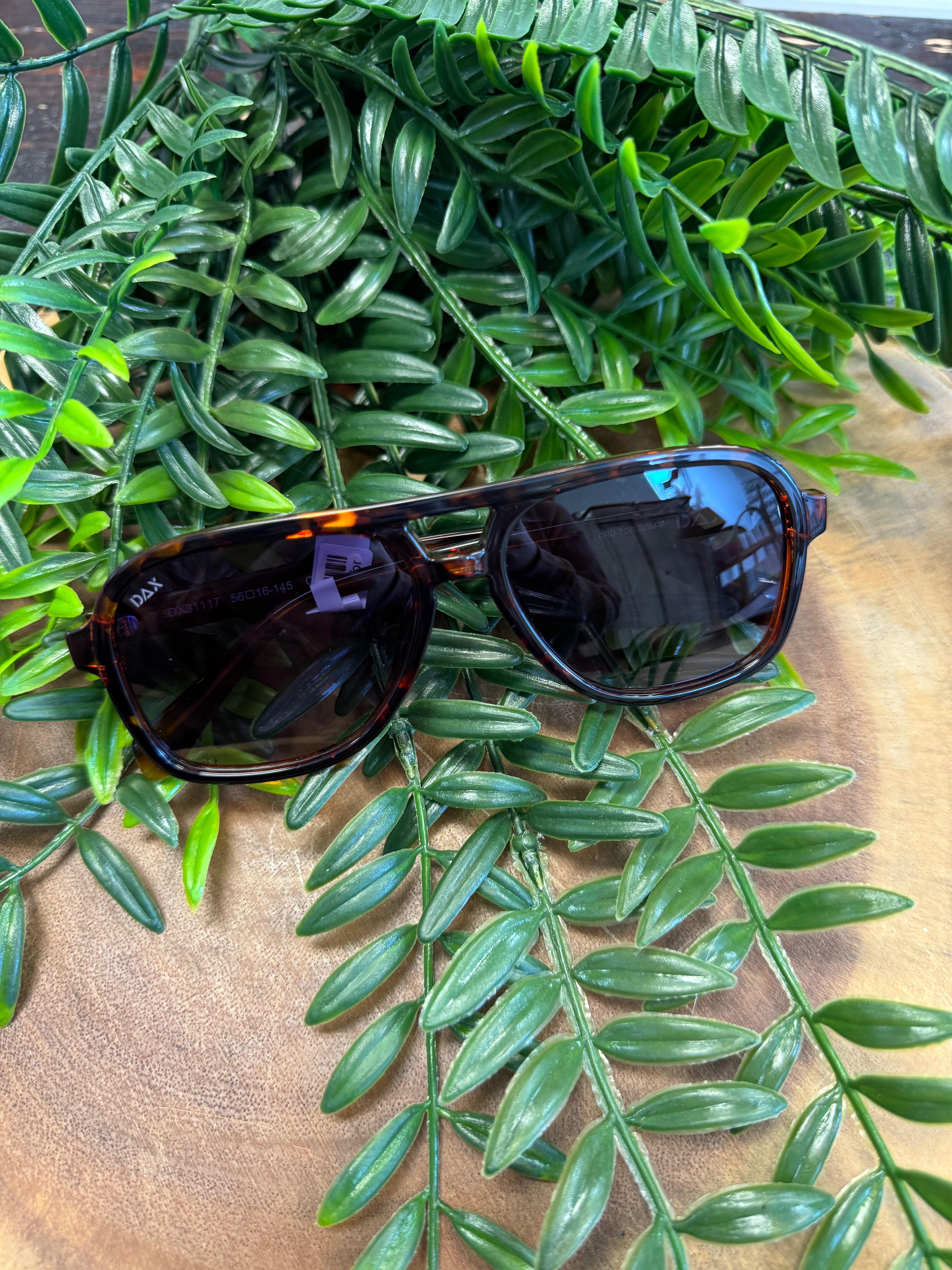 Dax Cruz Sunglasses-Tortoise-Sunglasses-dax-The Silo Boutique, Women's Fashion Boutique Located in Warren and Grand Forks North Dakota