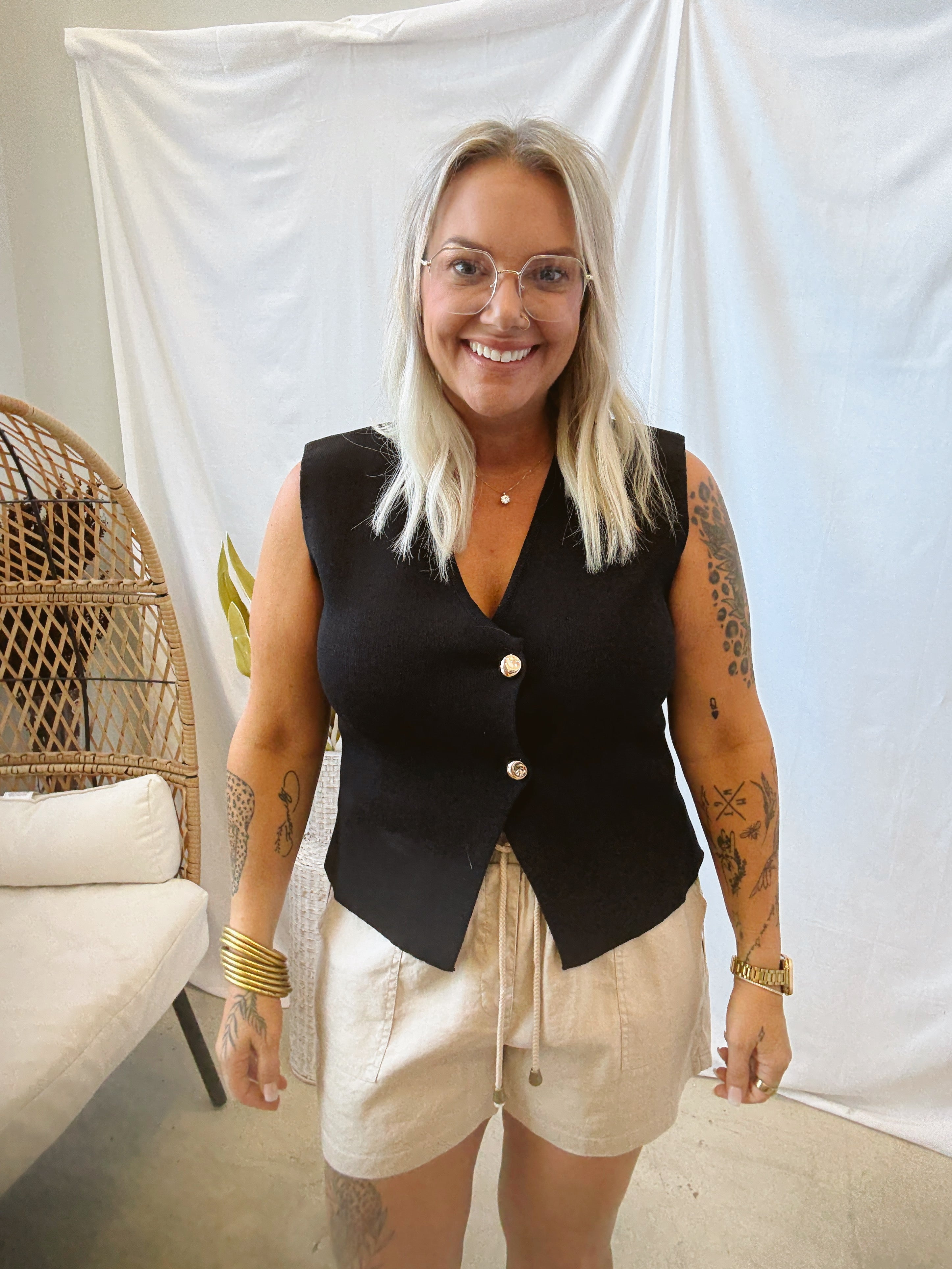 Black with Gold Button Vest-Vests-she and sky-The Silo Boutique, Women's Fashion Boutique Located in Warren and Grand Forks North Dakota