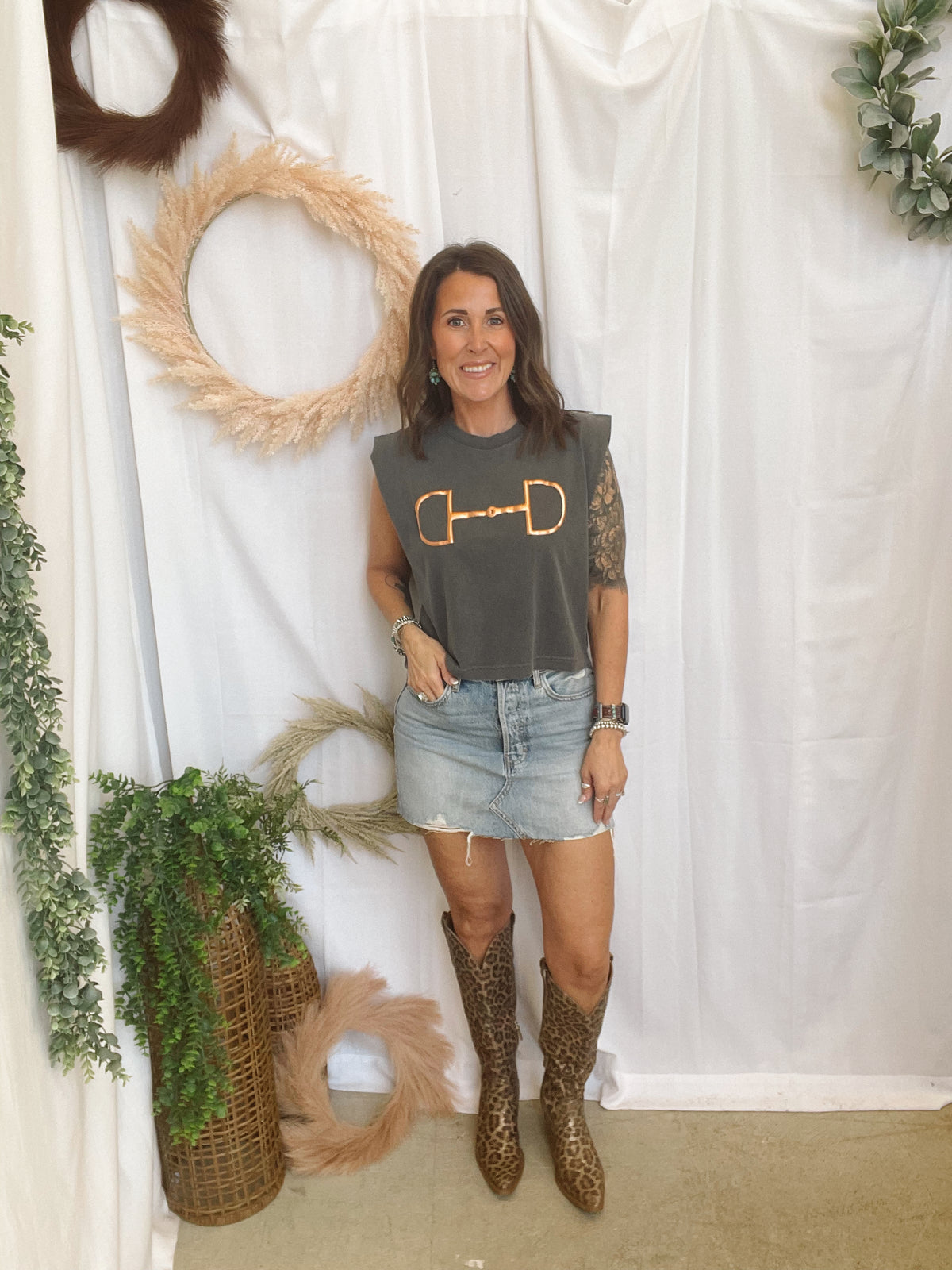 Pepper Bit Tank-Tank Tops-Summer Tees-The Silo Boutique, Women's Fashion Boutique Located in Warren and Grand Forks North Dakota