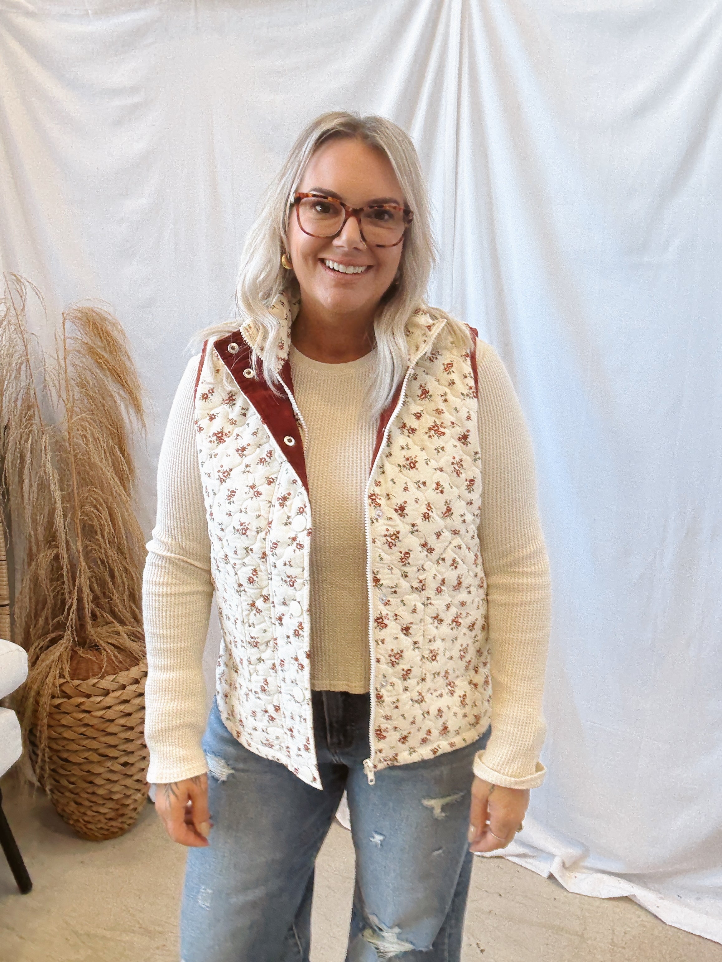 Cream Floral Quilted Vest-Vests-blu pepper-The Silo Boutique, Women's Fashion Boutique Located in Warren and Grand Forks North Dakota