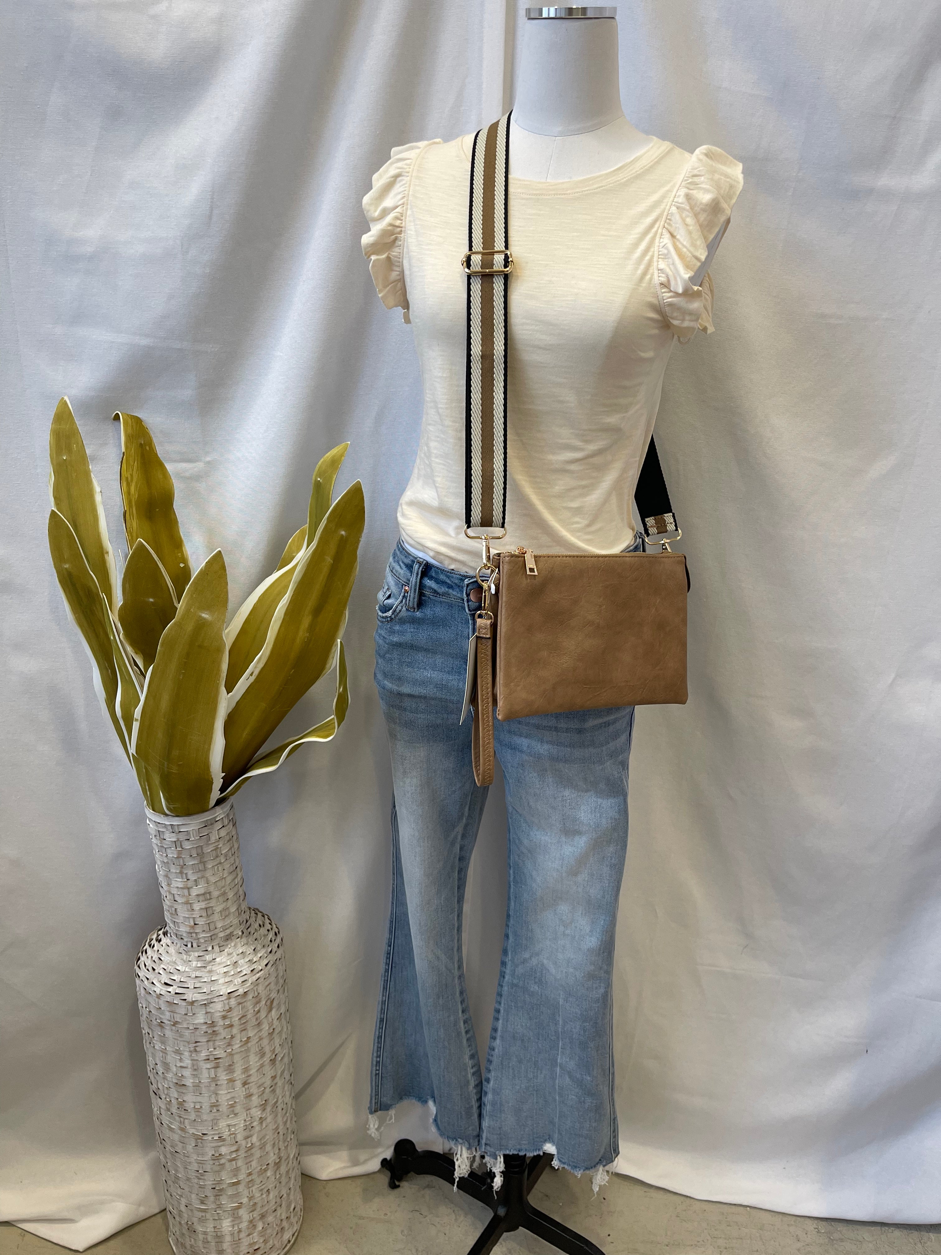 Jen and Co Izzy Taupe Purse-Purses-Jen and Co-The Silo Boutique, Women's Fashion Boutique Located in Warren and Grand Forks North Dakota