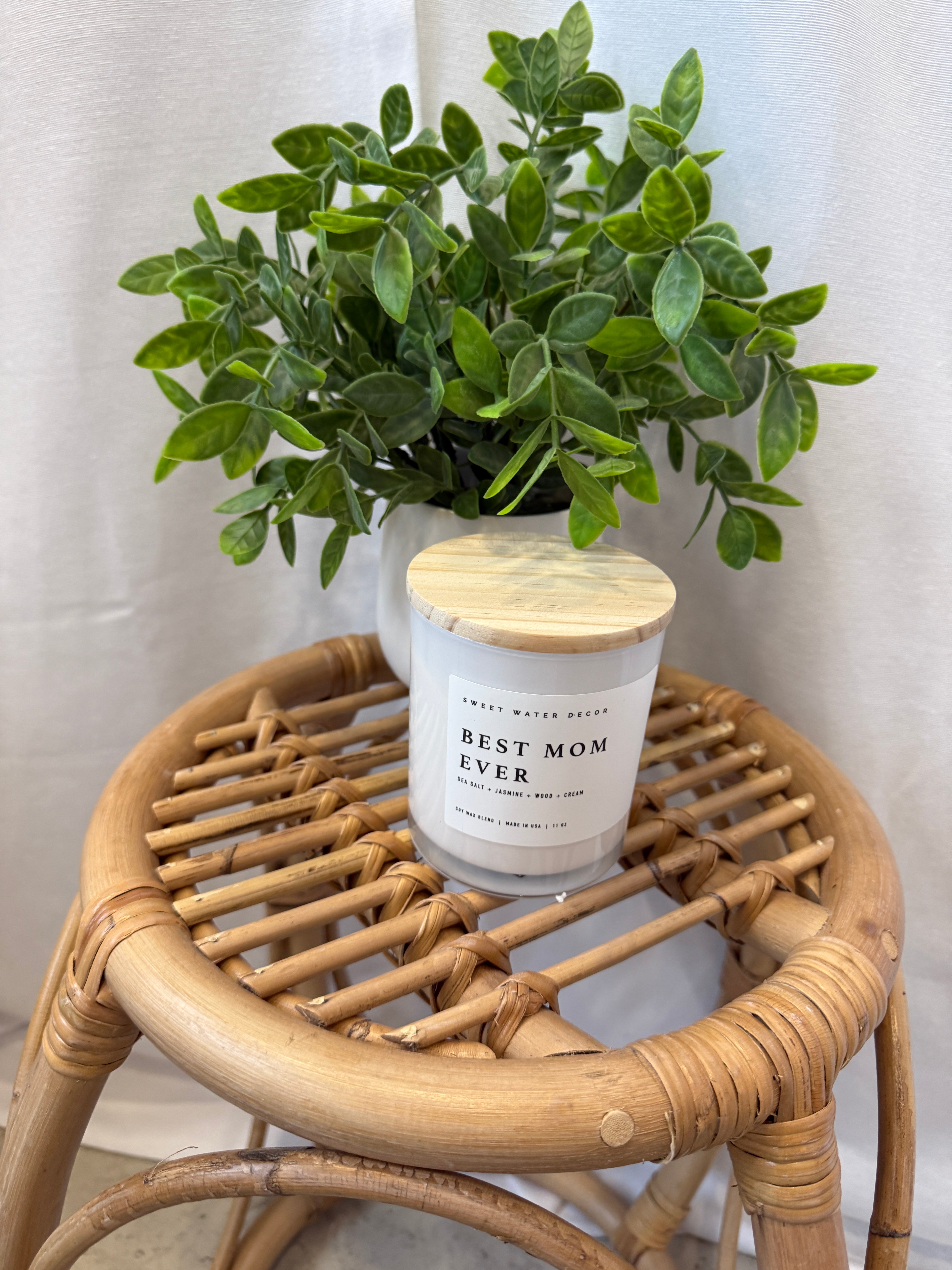 Best Mom Ever 11oz Soy Candle-Candles-sweet water decor-The Silo Boutique, Women's Fashion Boutique Located in Warren and Grand Forks North Dakota