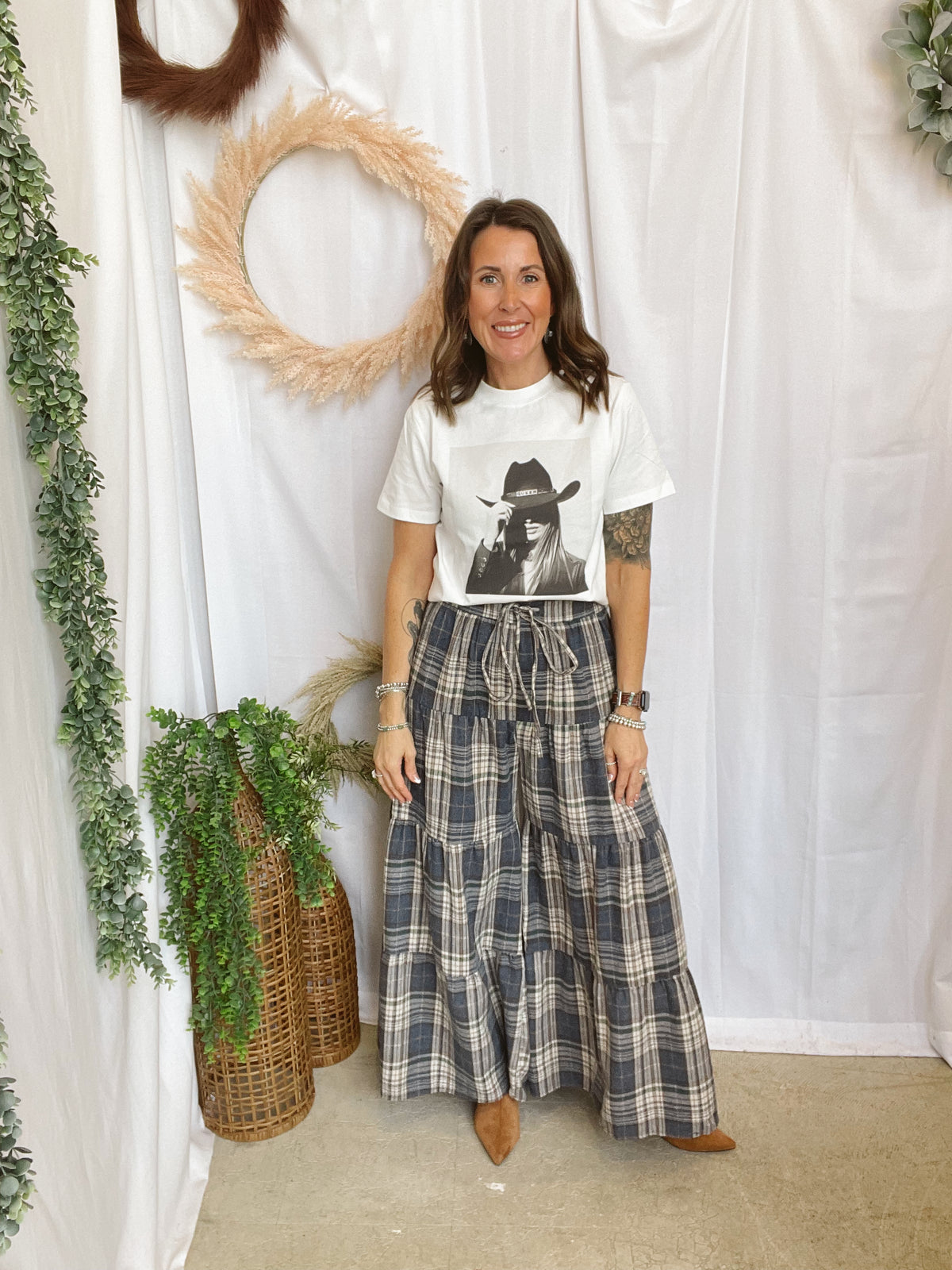 Panache Queen Graphic Tee-Graphic Tees-panache-The Silo Boutique, Women's Fashion Boutique Located in Warren and Grand Forks North Dakota