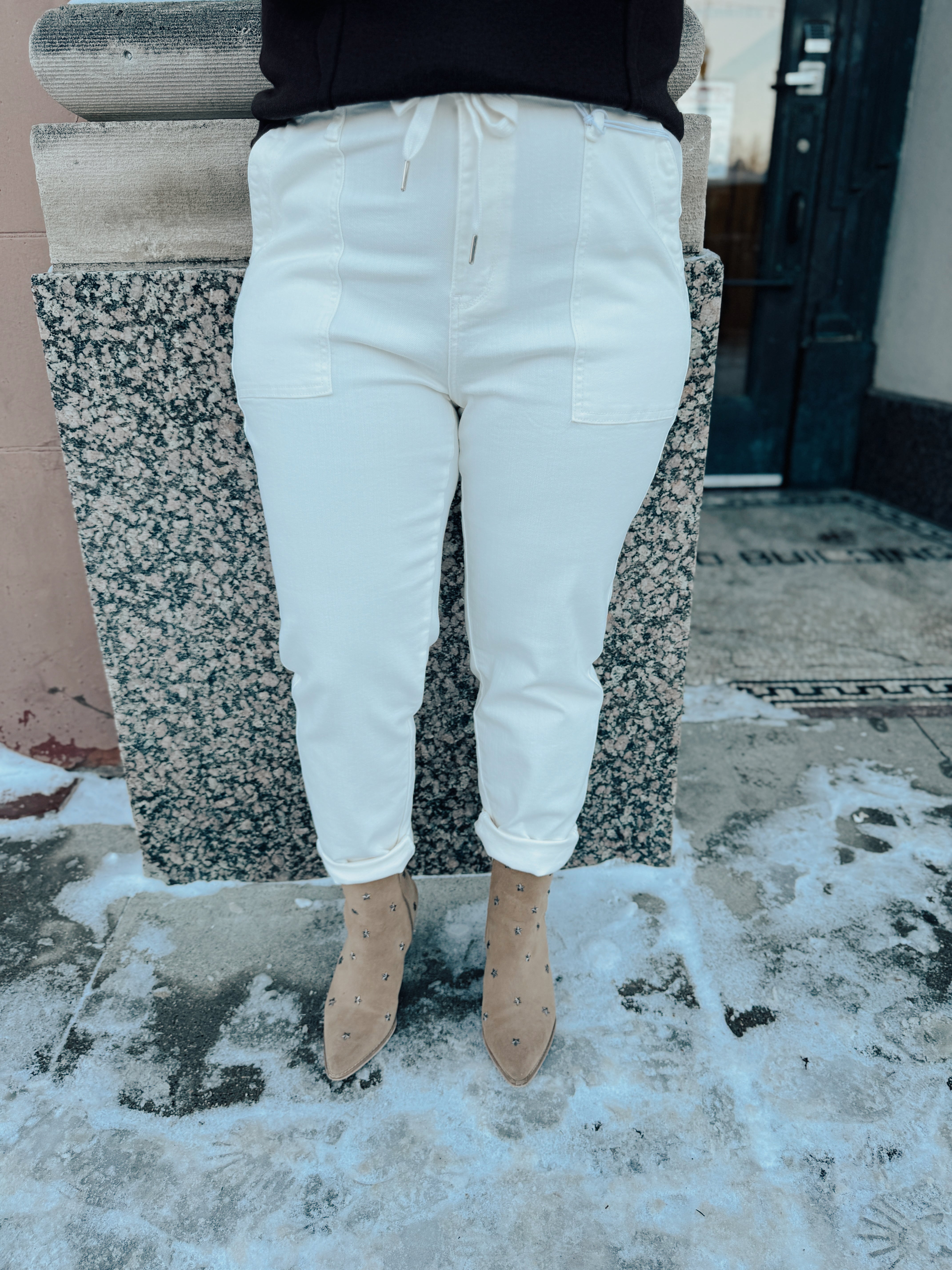 Judy Blue White Jogger Jeans – The Silo Boutique
