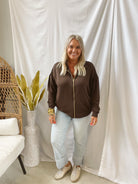 Vervet Wow Straight Crop Jeans-Jeans-vervet-The Silo Boutique, Women's Fashion Boutique Located in Warren and Grand Forks North Dakota