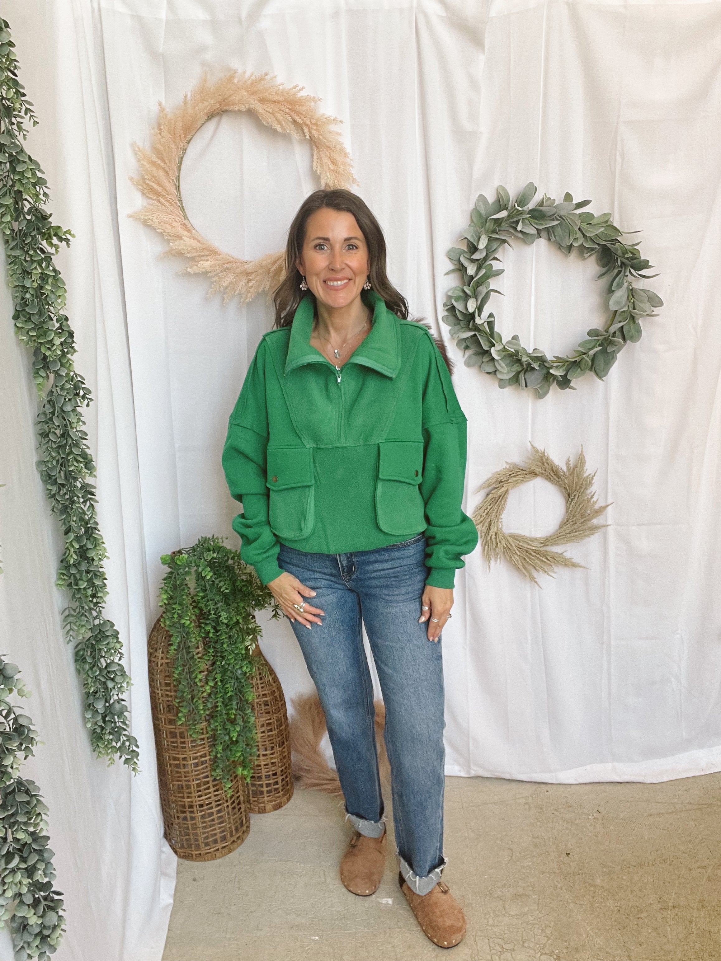 Carter Sweatshirt-Green-Sweatshirts-aemi-The Silo Boutique, Women's Fashion Boutique Located in Warren and Grand Forks North Dakota