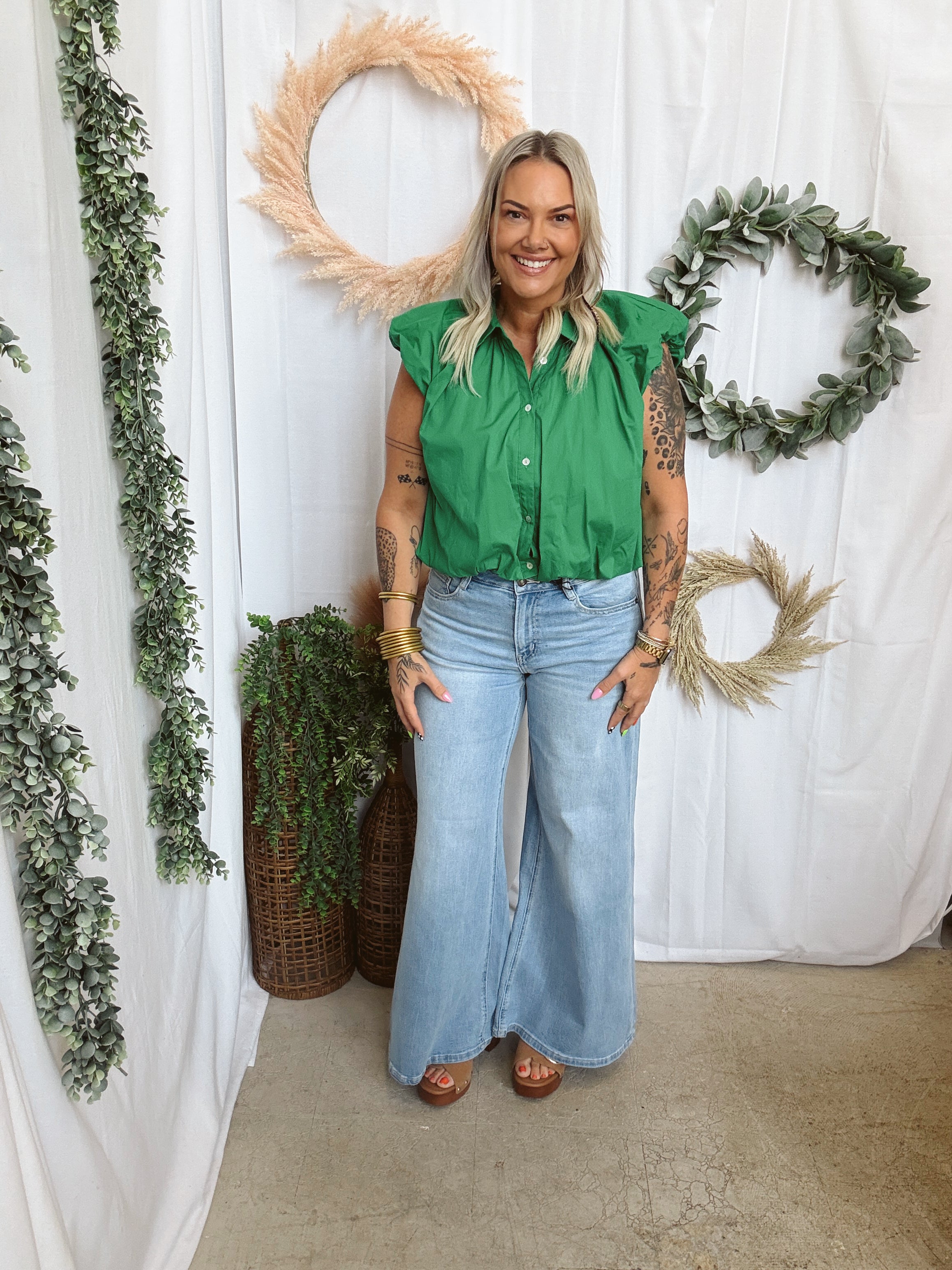 Mica Wide Leg Baggy Fit Jeans-Jeans-mica-The Silo Boutique, Women's Fashion Boutique Located in Warren and Grand Forks North Dakota
