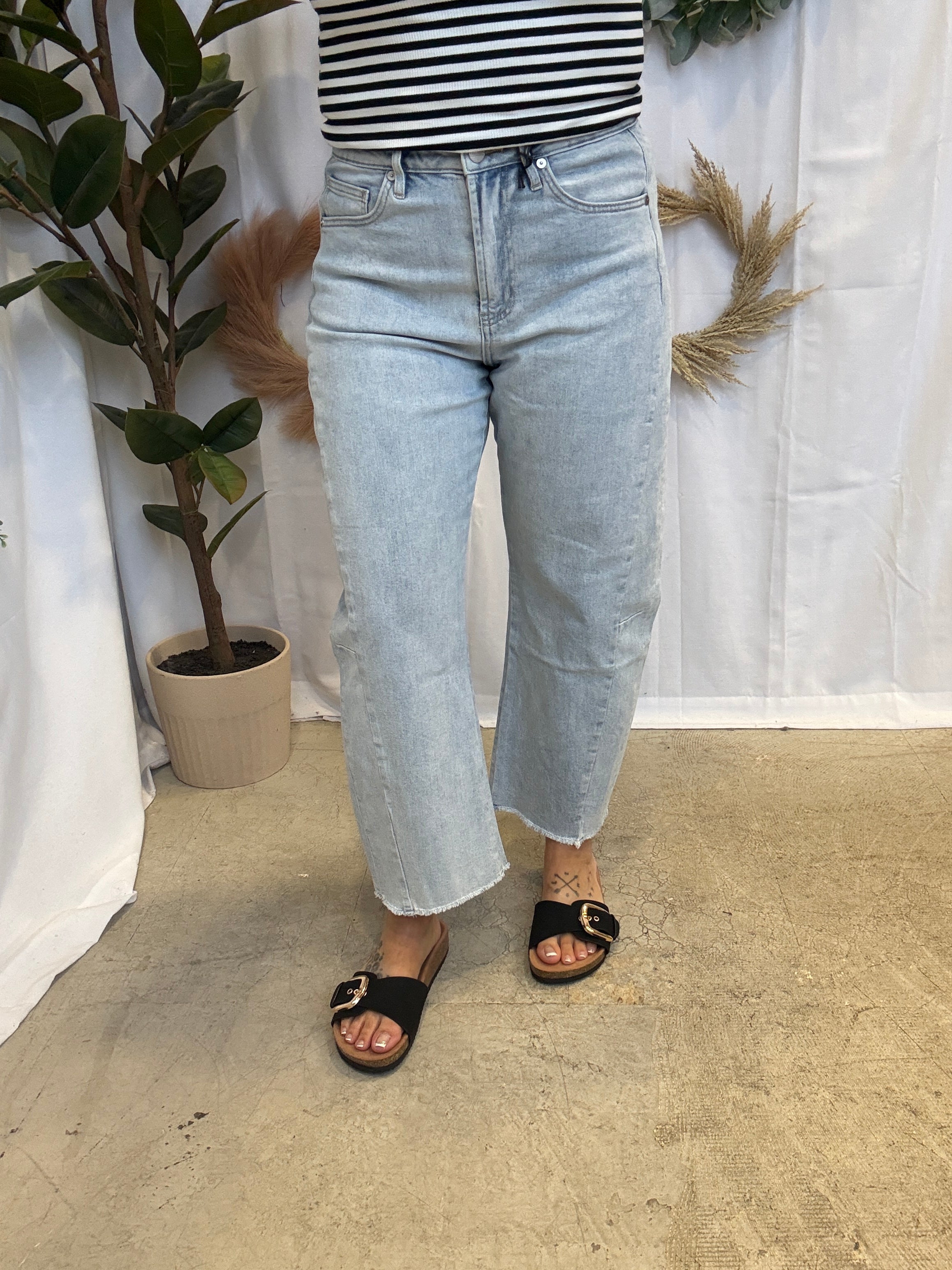 Mica Jeans Aid Blue-Jeans-mica-The Silo Boutique, Women's Fashion Boutique Located in Warren and Grand Forks North Dakota