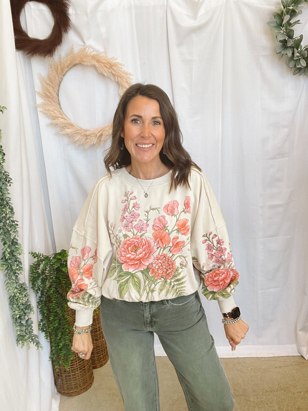 Vintage Botanical Floral Sweatshirt-Beige-Sweatshirts-davi-The Silo Boutique, Women's Fashion Boutique Located in Warren and Grand Forks North Dakota