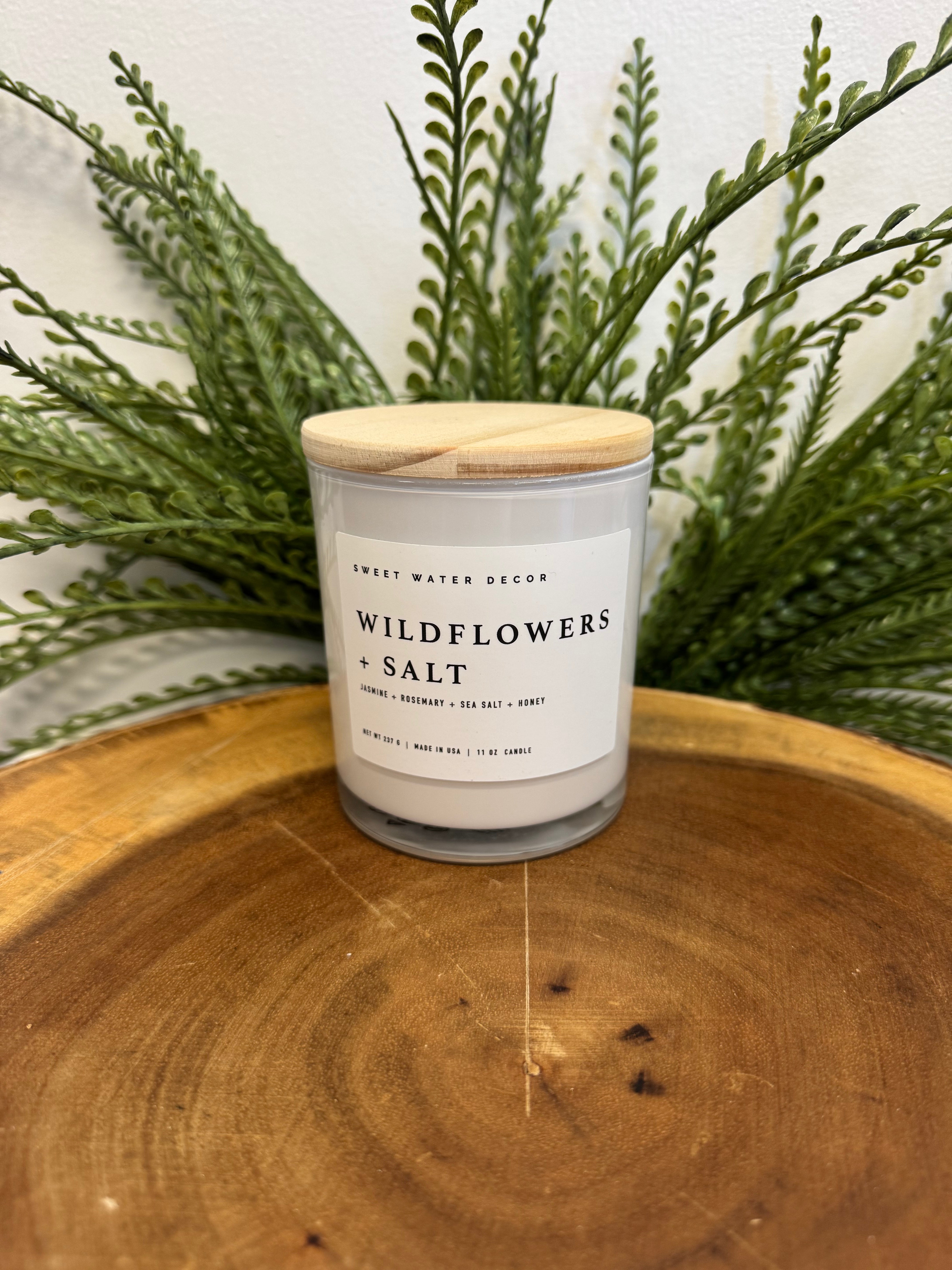 Sweet Water Decor 11 oz Candle-Candles-sweet water decor-The Silo Boutique, Women's Fashion Boutique Located in Warren and Grand Forks North Dakota