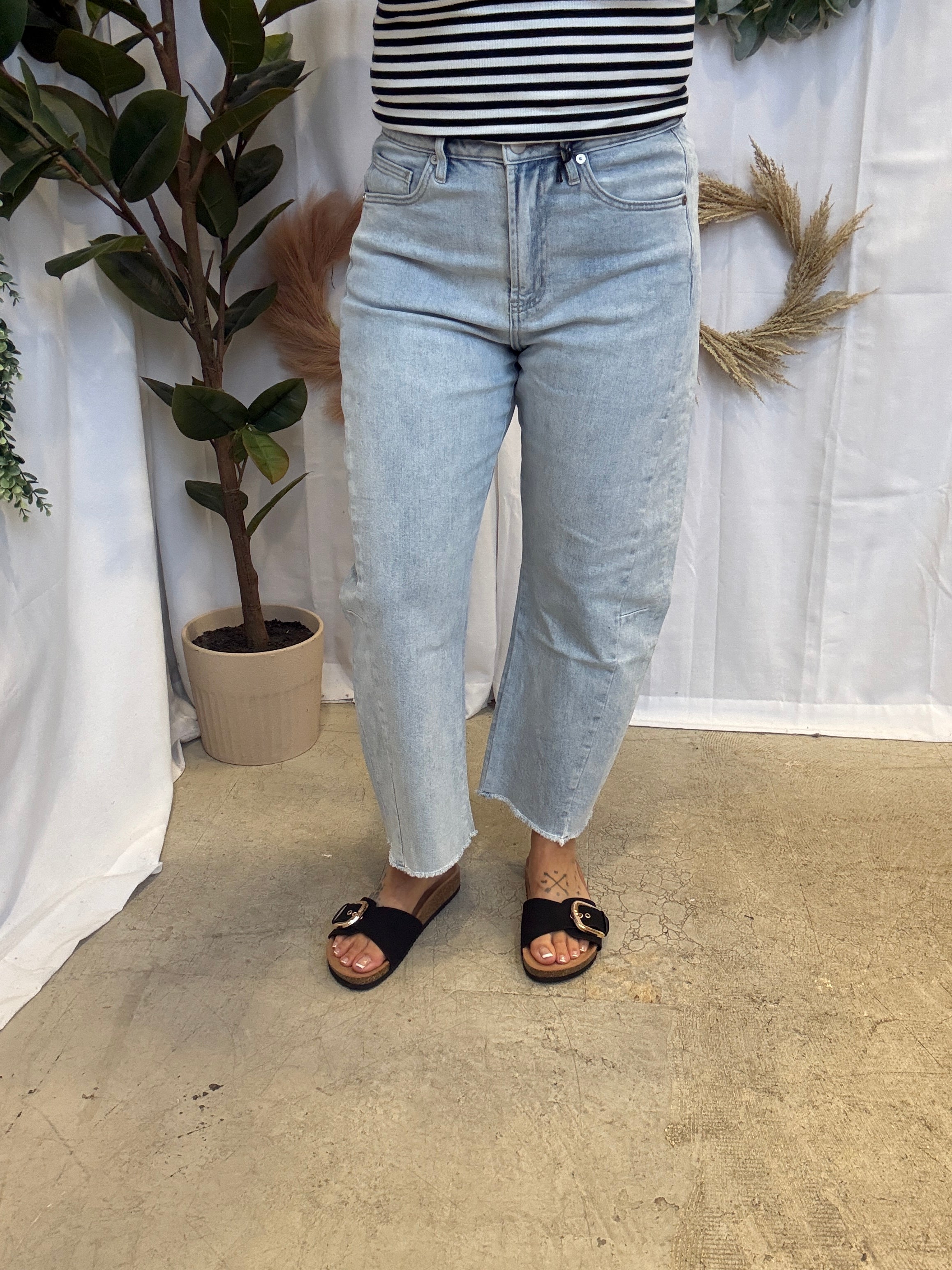 Mica Jeans Aid Blue-Jeans-mica-The Silo Boutique, Women's Fashion Boutique Located in Warren and Grand Forks North Dakota