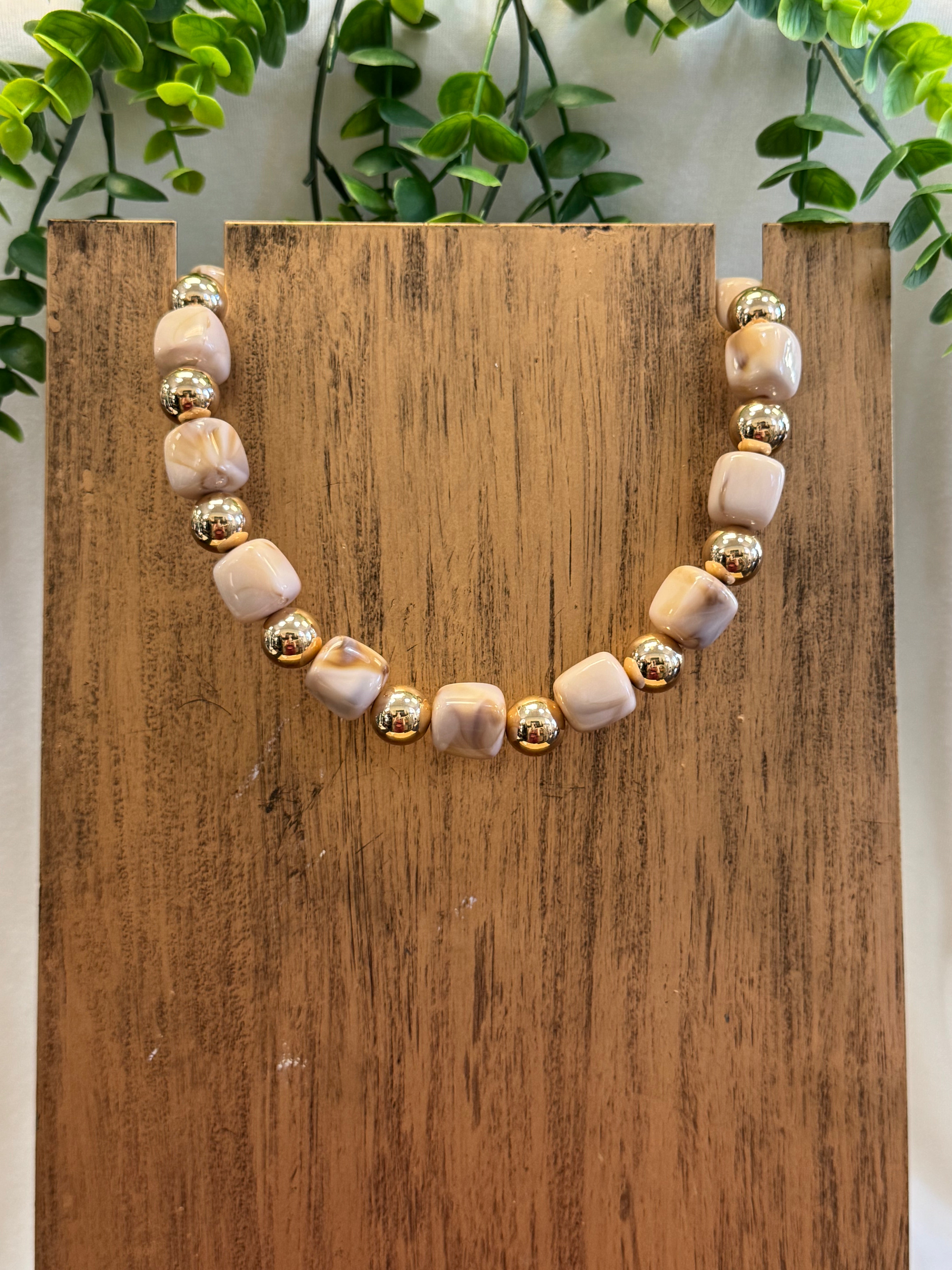 Gold and Beige Resin Necklace-Necklaces-Dallas Market-The Silo Boutique, Women's Fashion Boutique Located in Warren and Grand Forks North Dakota