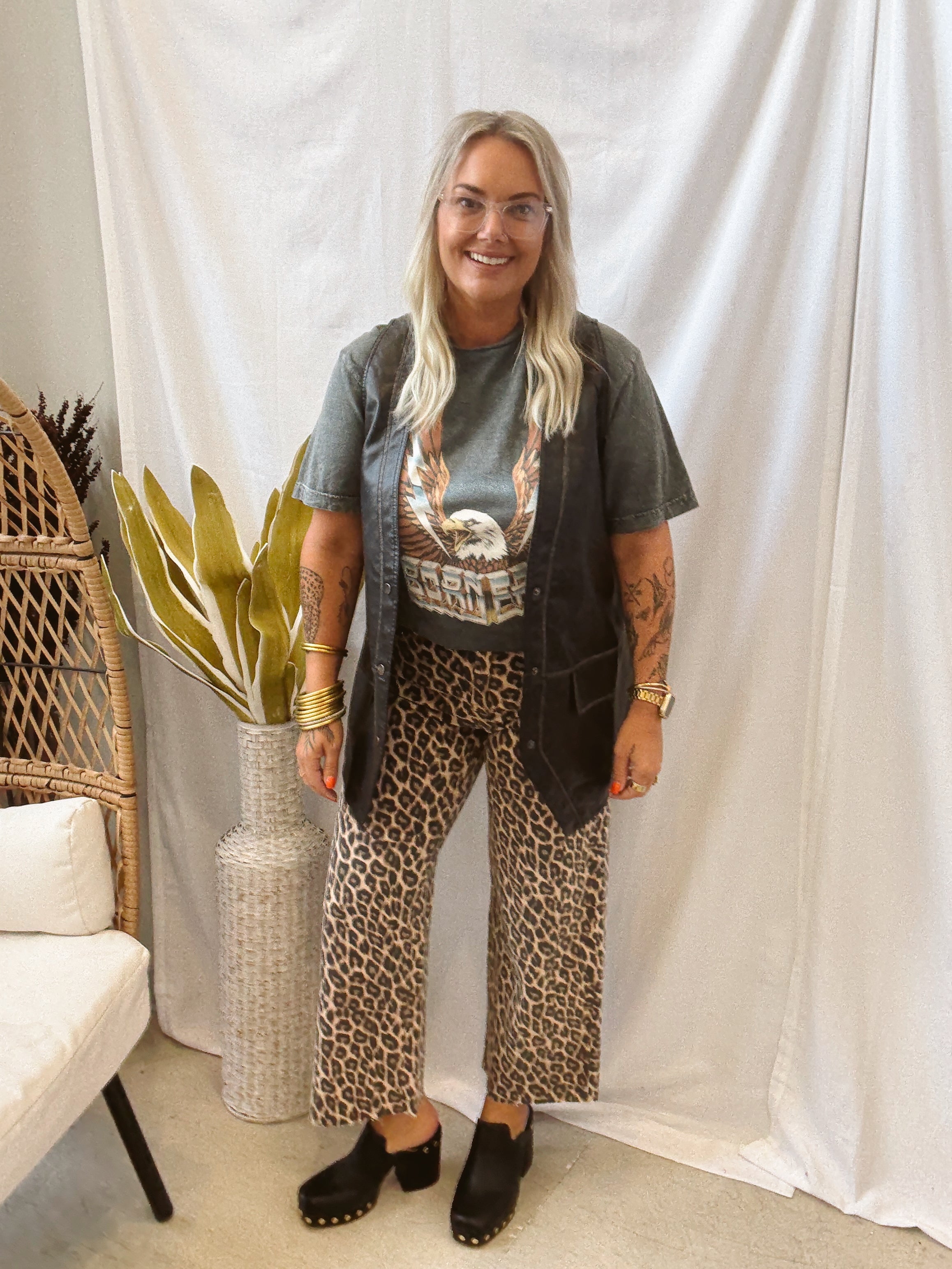 Born Free Graphic Tee-Graphic Tees-lotus-The Silo Boutique, Women's Fashion Boutique Located in Warren and Grand Forks North Dakota