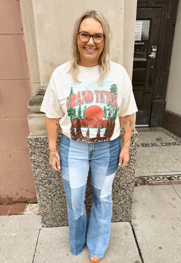 Grand Teton Graphic Tee-Graphic Tees-Sweet Claire-The Silo Boutique, Women's Fashion Boutique Located in Warren and Grand Forks North Dakota