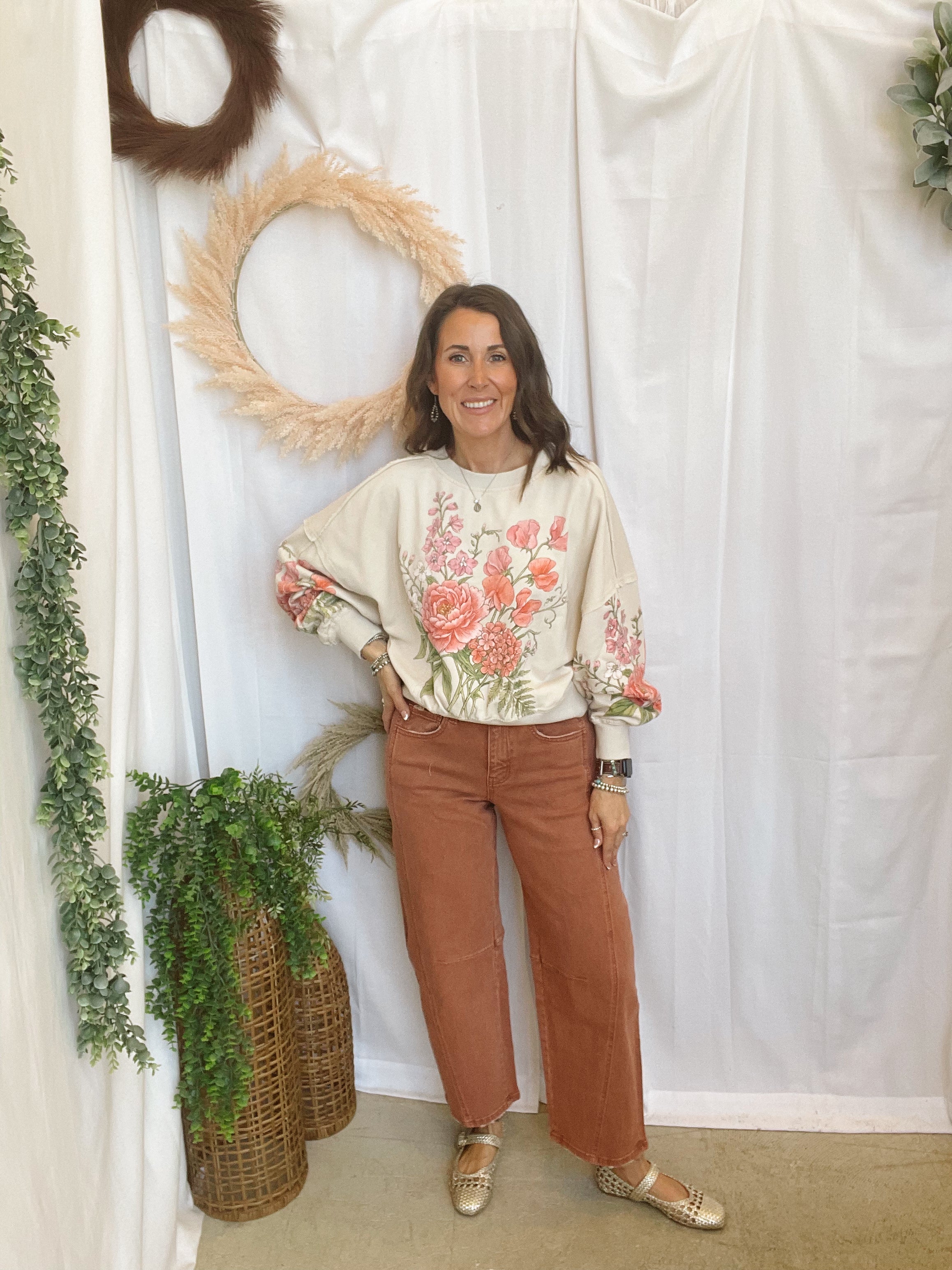 Vintage Botanical Floral Sweatshirt-Beige-Sweatshirts-davi-The Silo Boutique, Women's Fashion Boutique Located in Warren and Grand Forks North Dakota